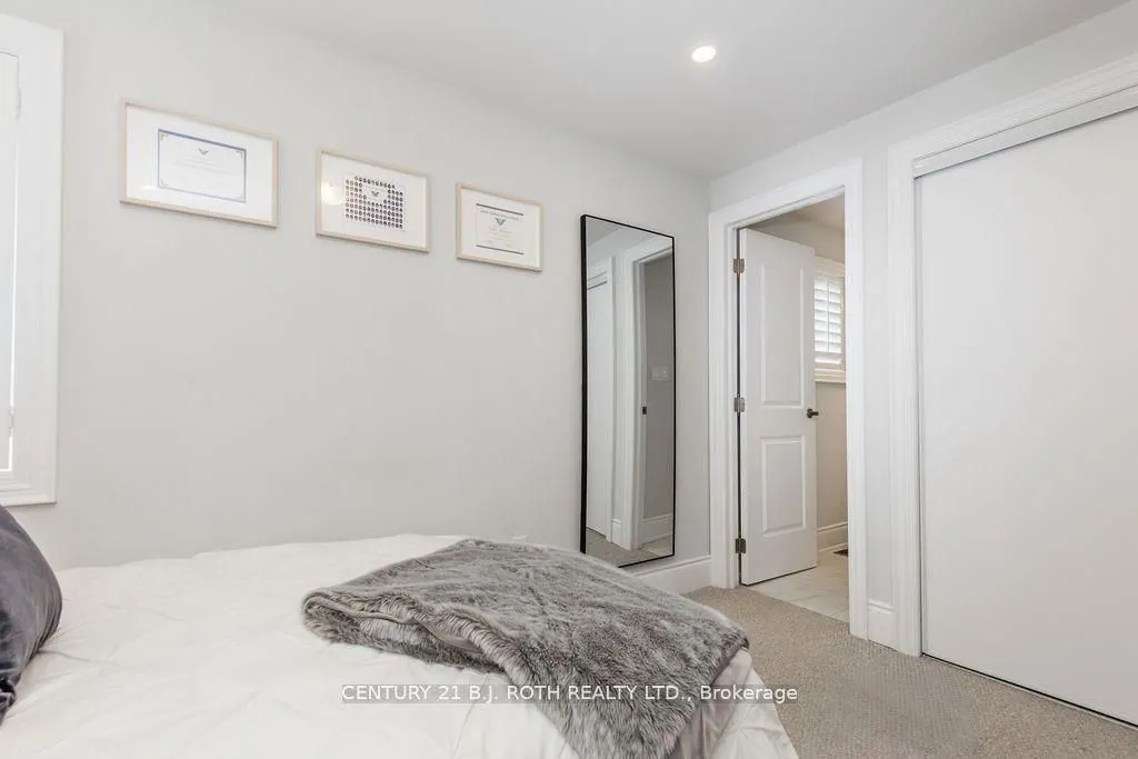 20 WESTMINSTER Circle