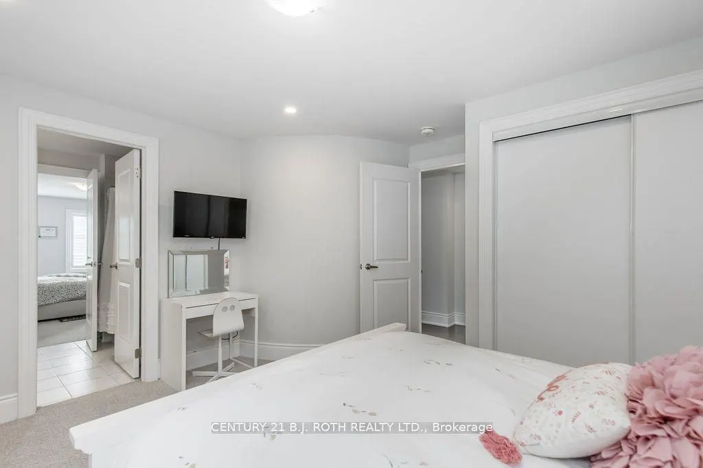 20 WESTMINSTER Circle