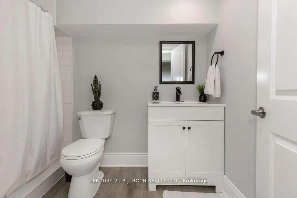 20 WESTMINSTER Circle