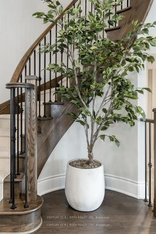 20 WESTMINSTER Circle