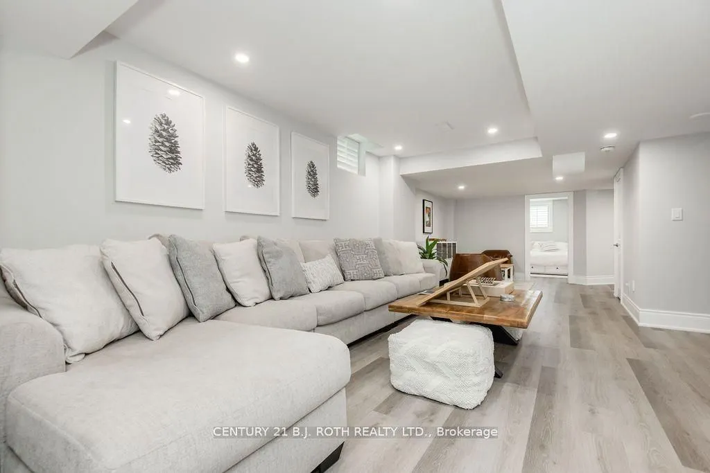 20 WESTMINSTER Circle