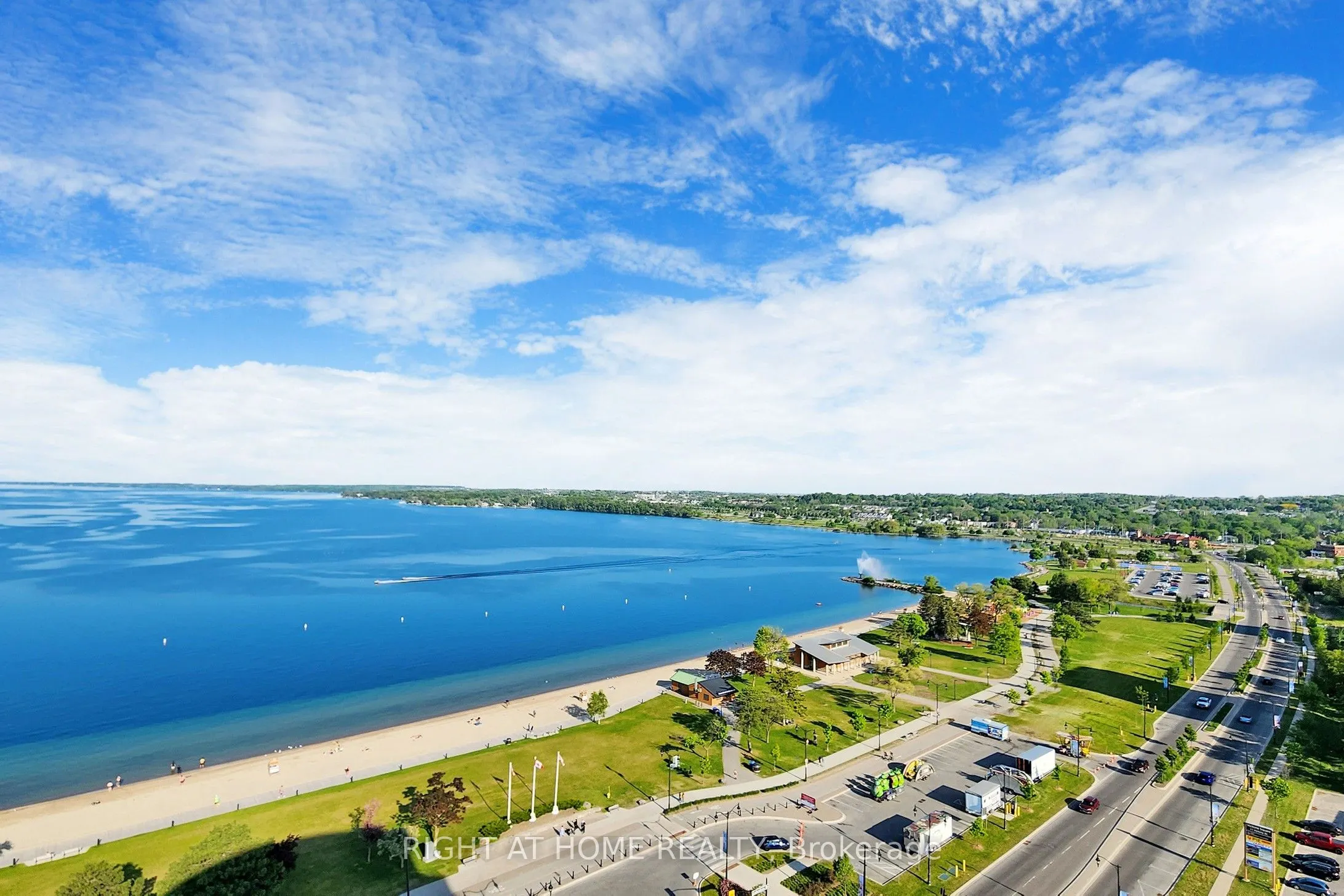 37 Ellen Street, #Ph06