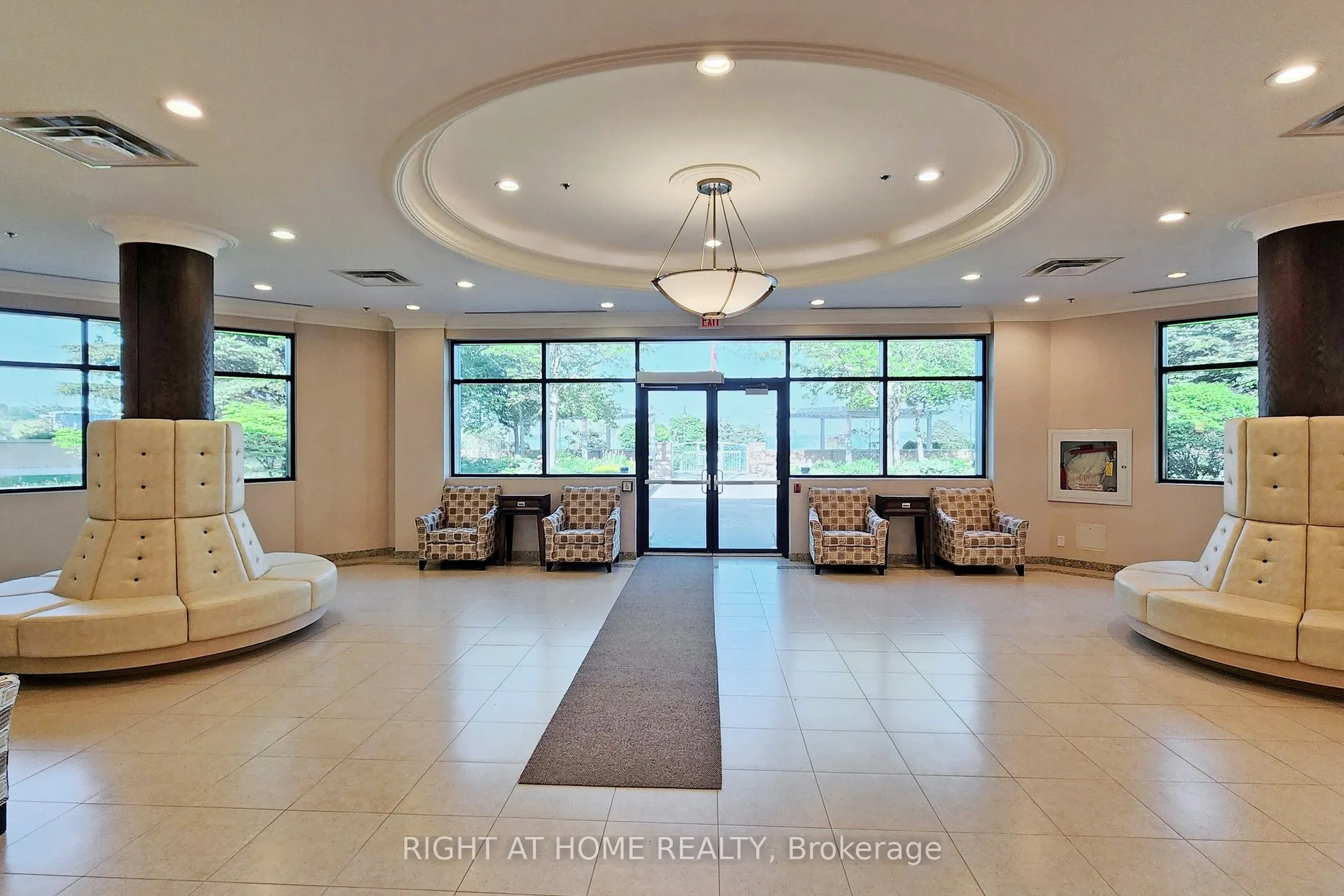 37 Ellen Street, #Ph06