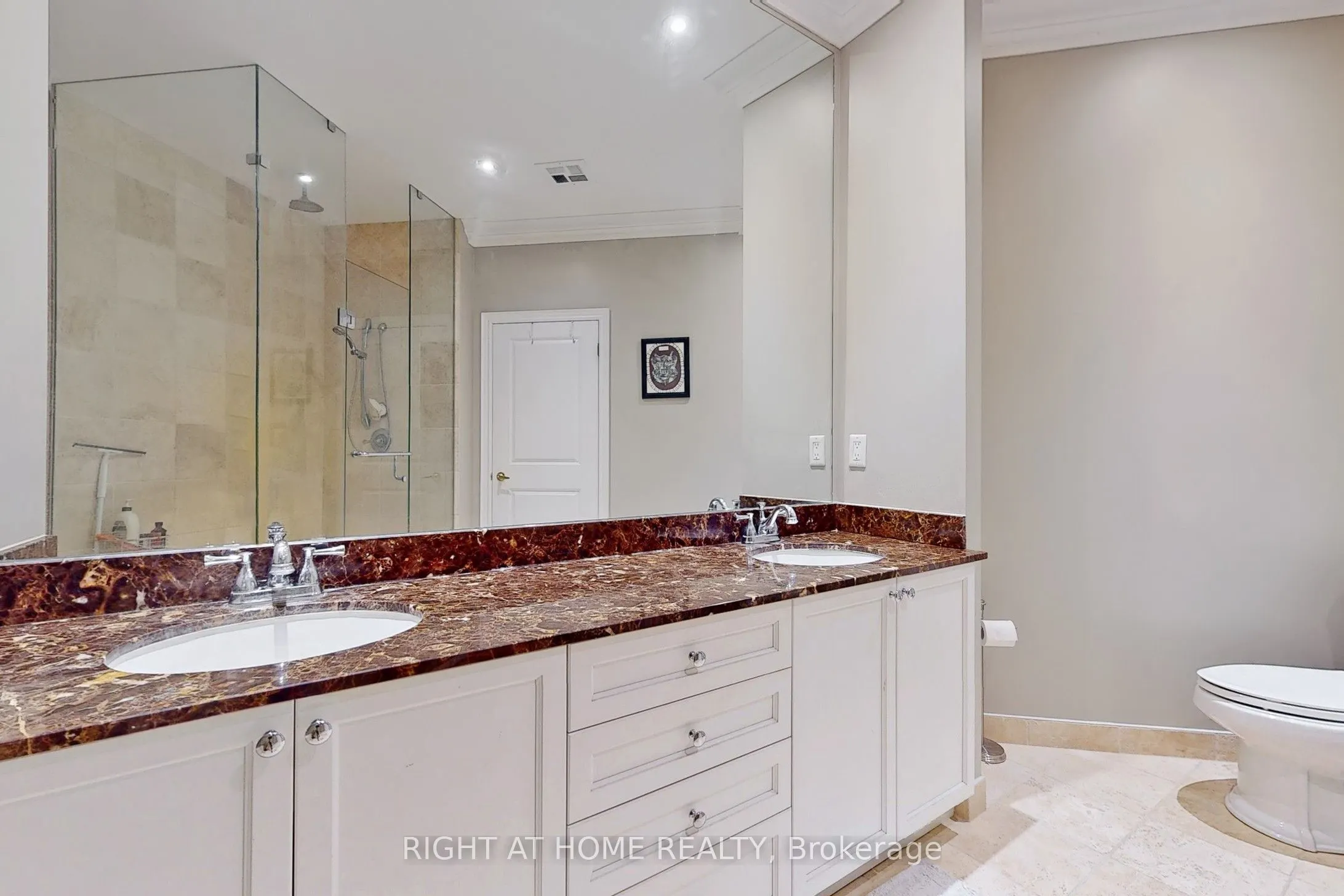 37 Ellen Street, #Ph06