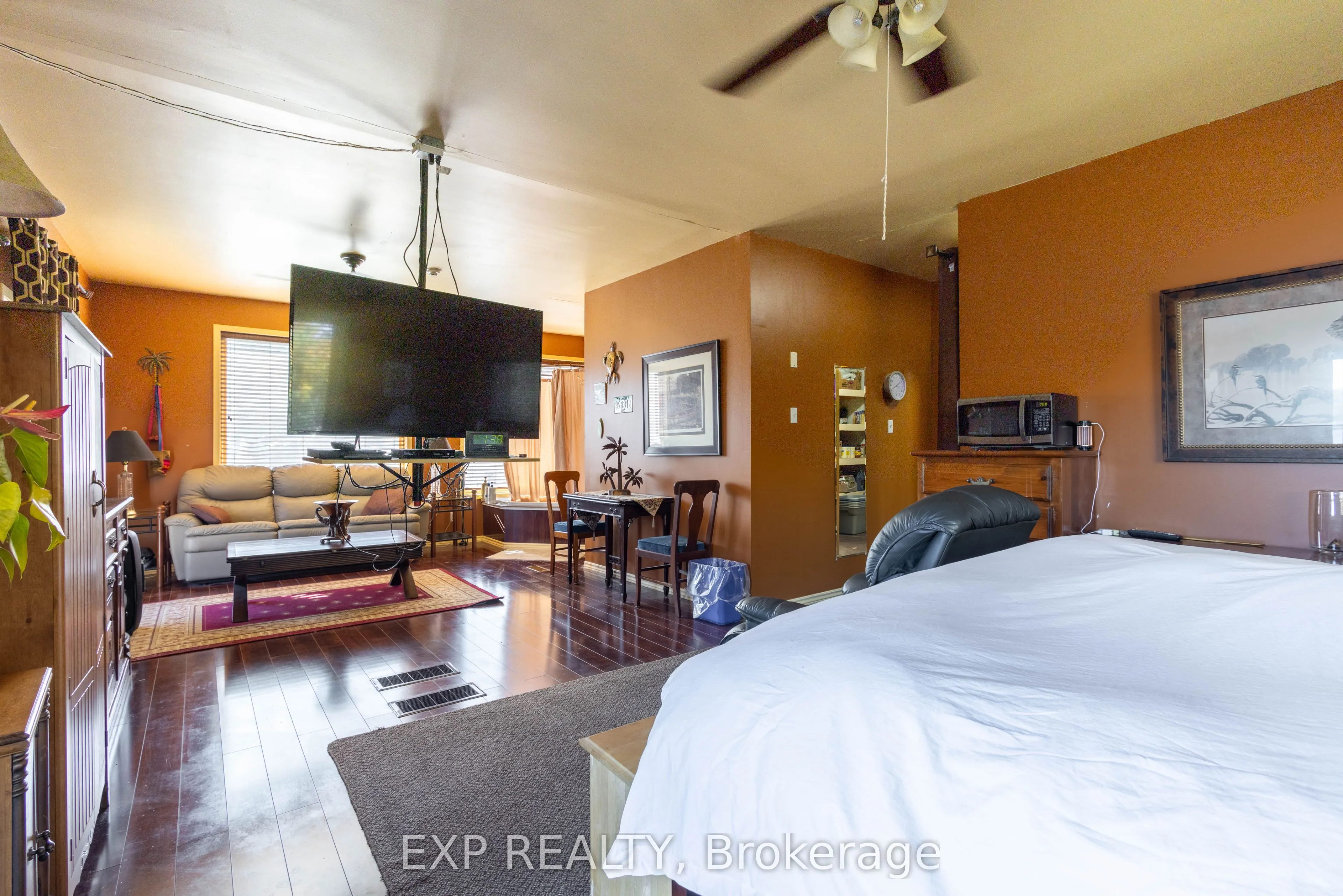 1726 Earl Haid Avenue