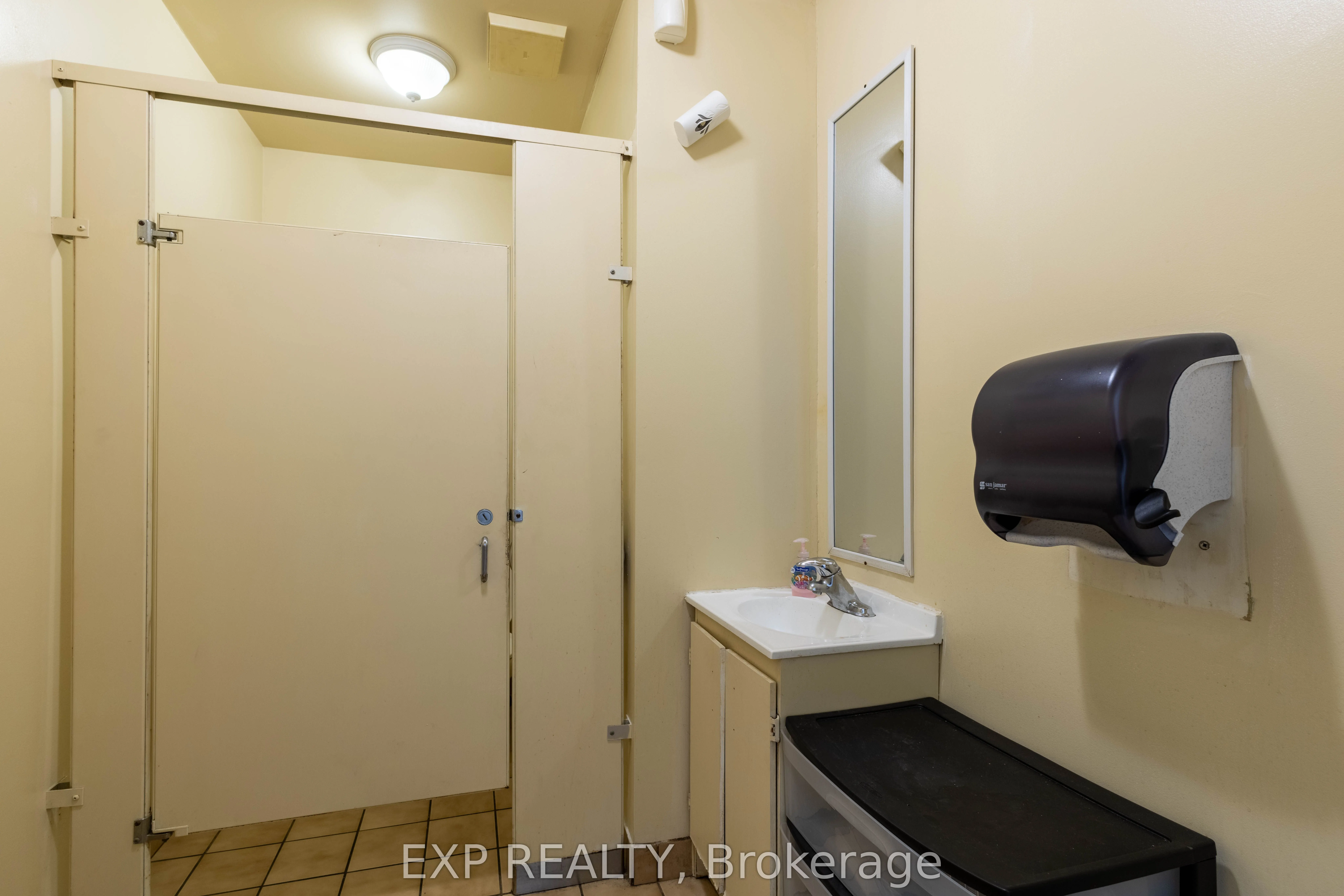 1726 Earl Haid Avenue