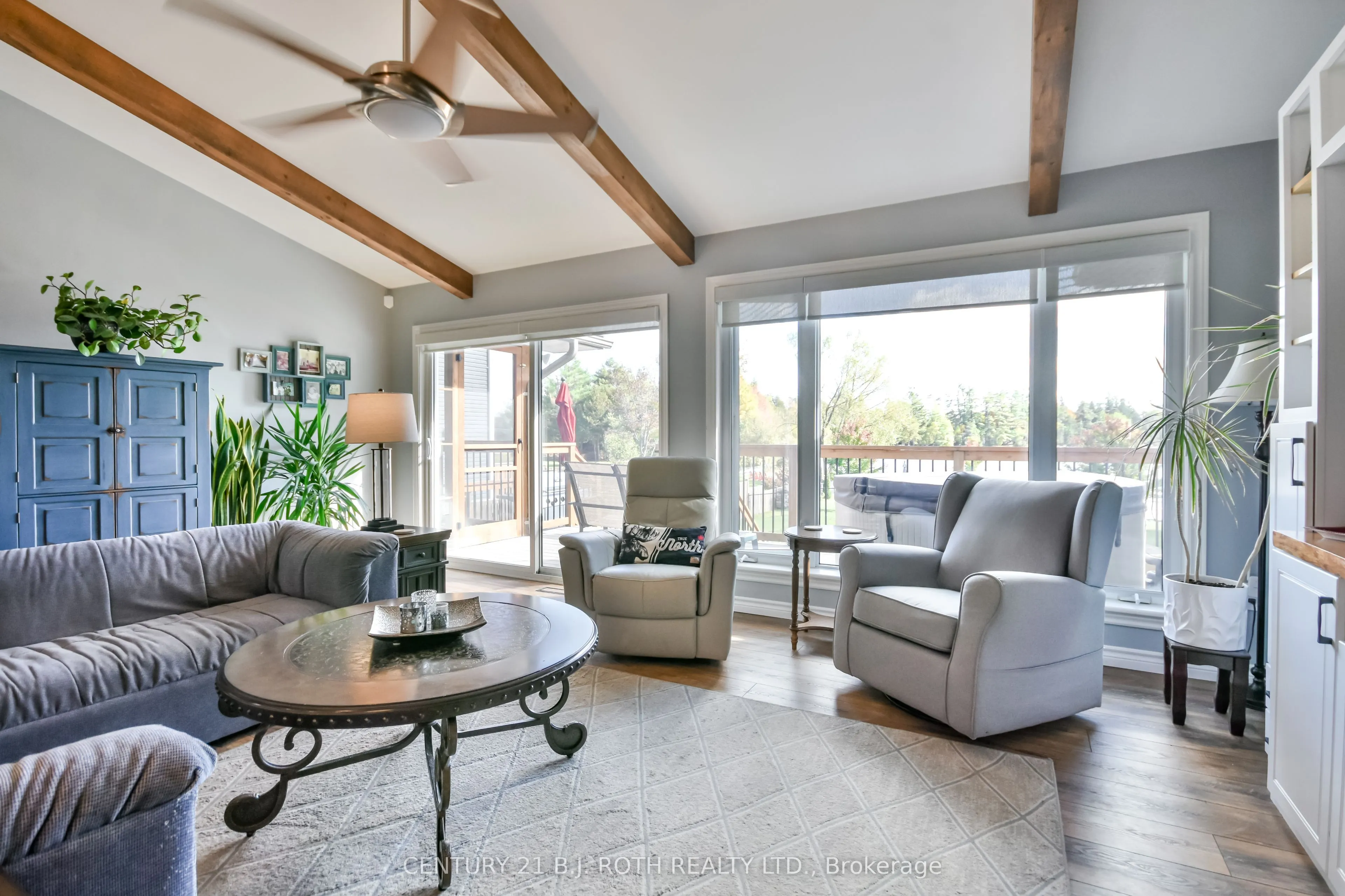 3371 Lake St. George Boulevard