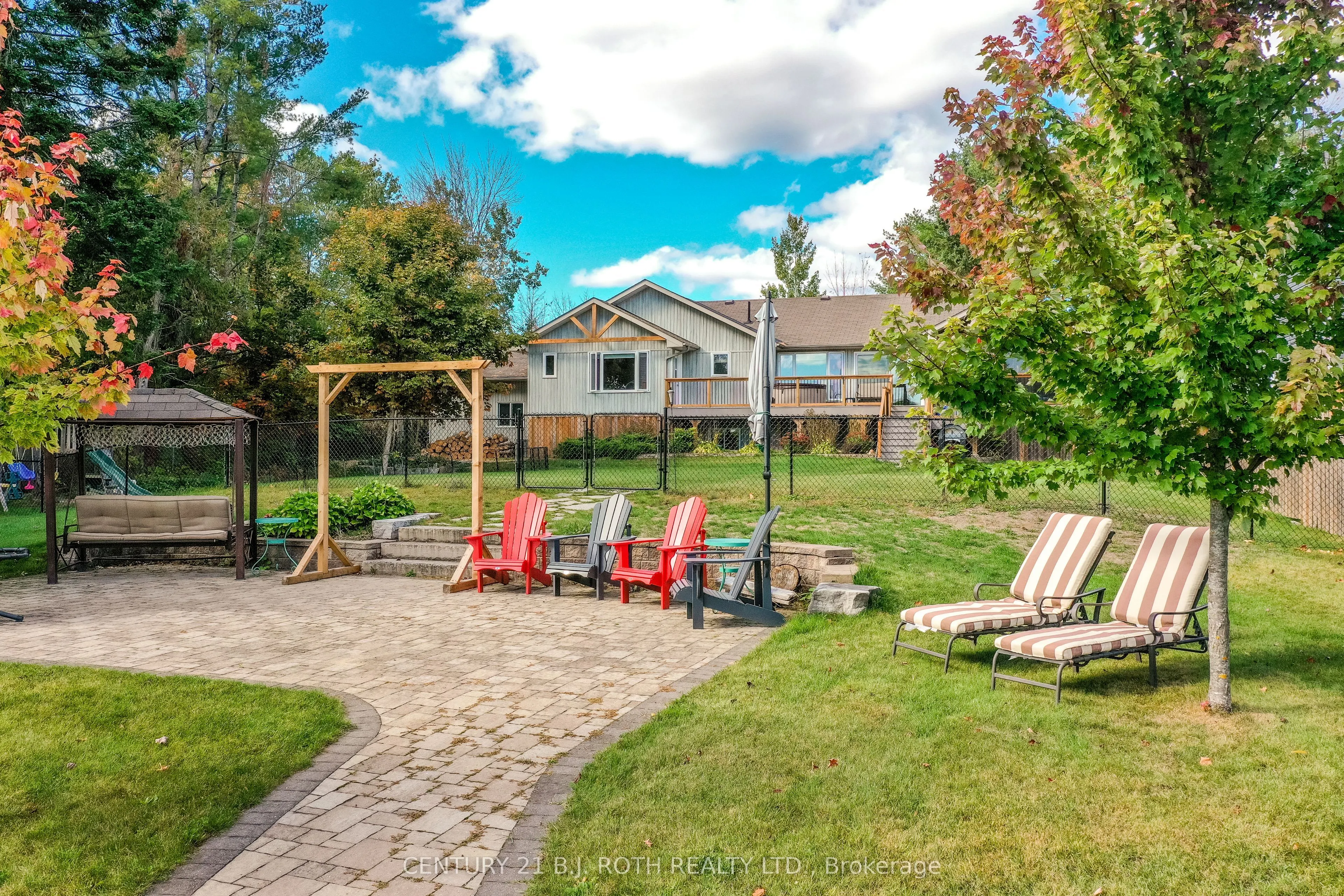 3371 Lake St. George Boulevard