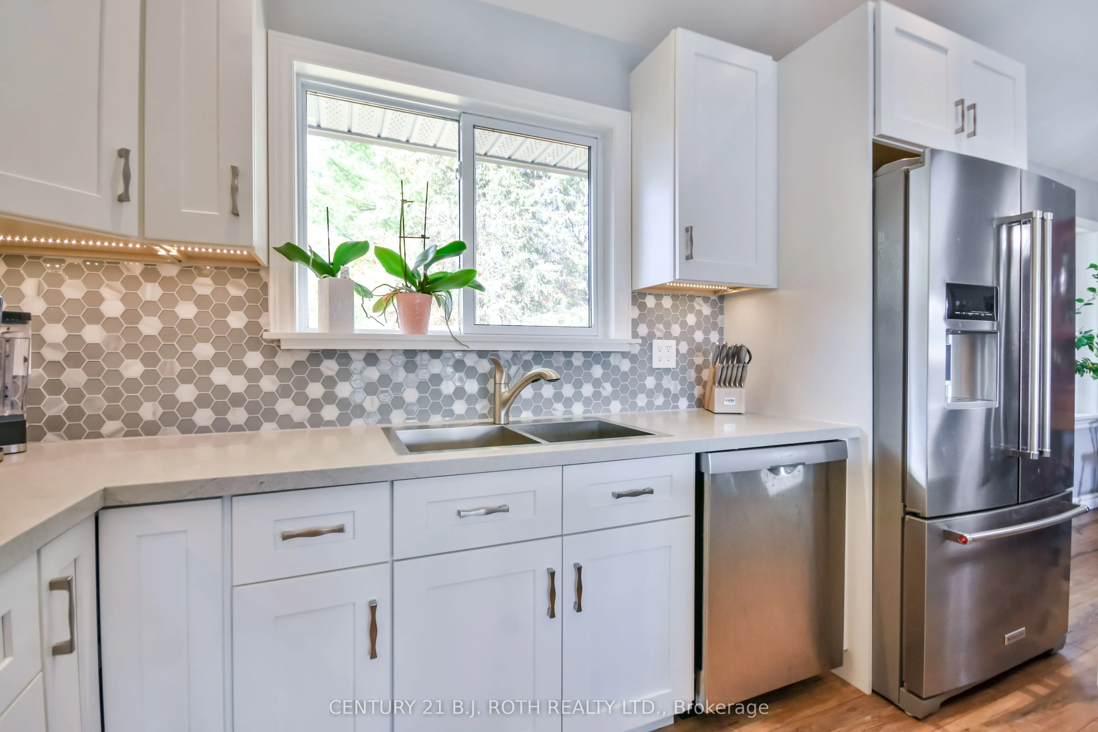 3371 Lake St. George Boulevard