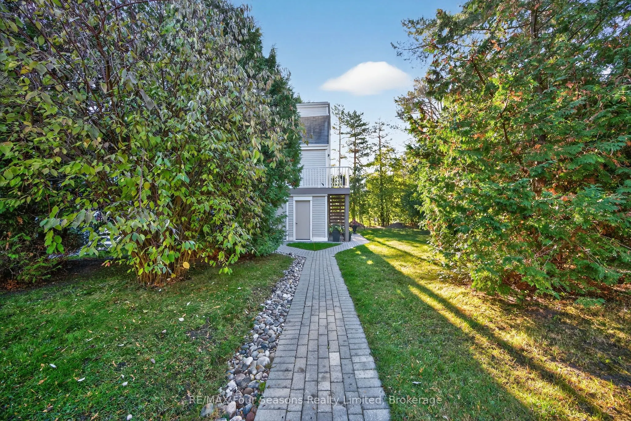 51 Trott Boulevard, #164