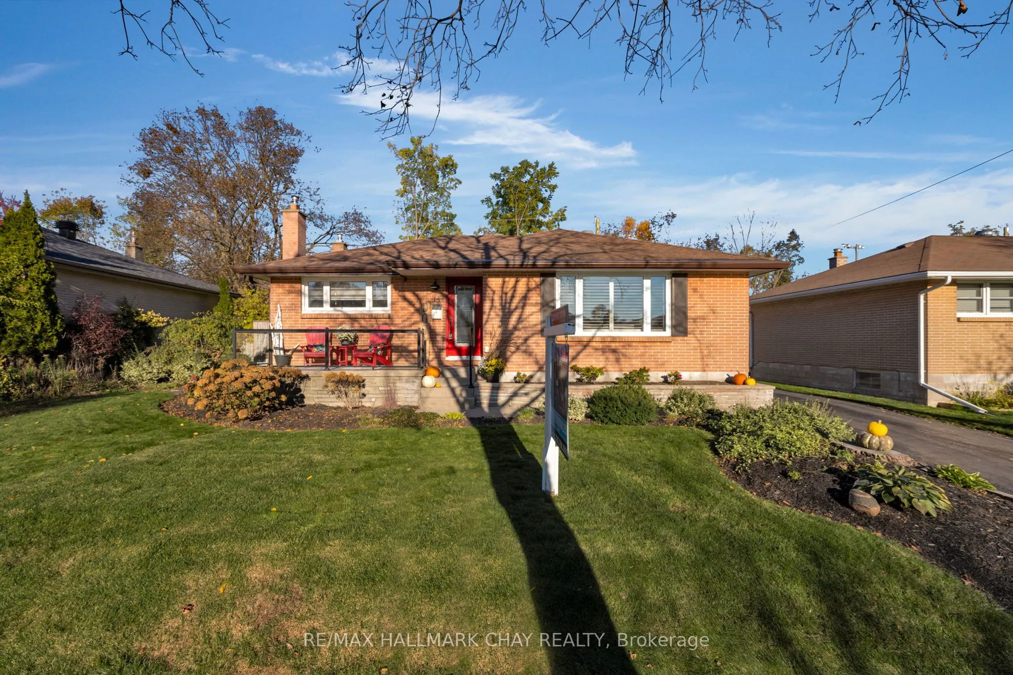 15 Bothwell Crescent