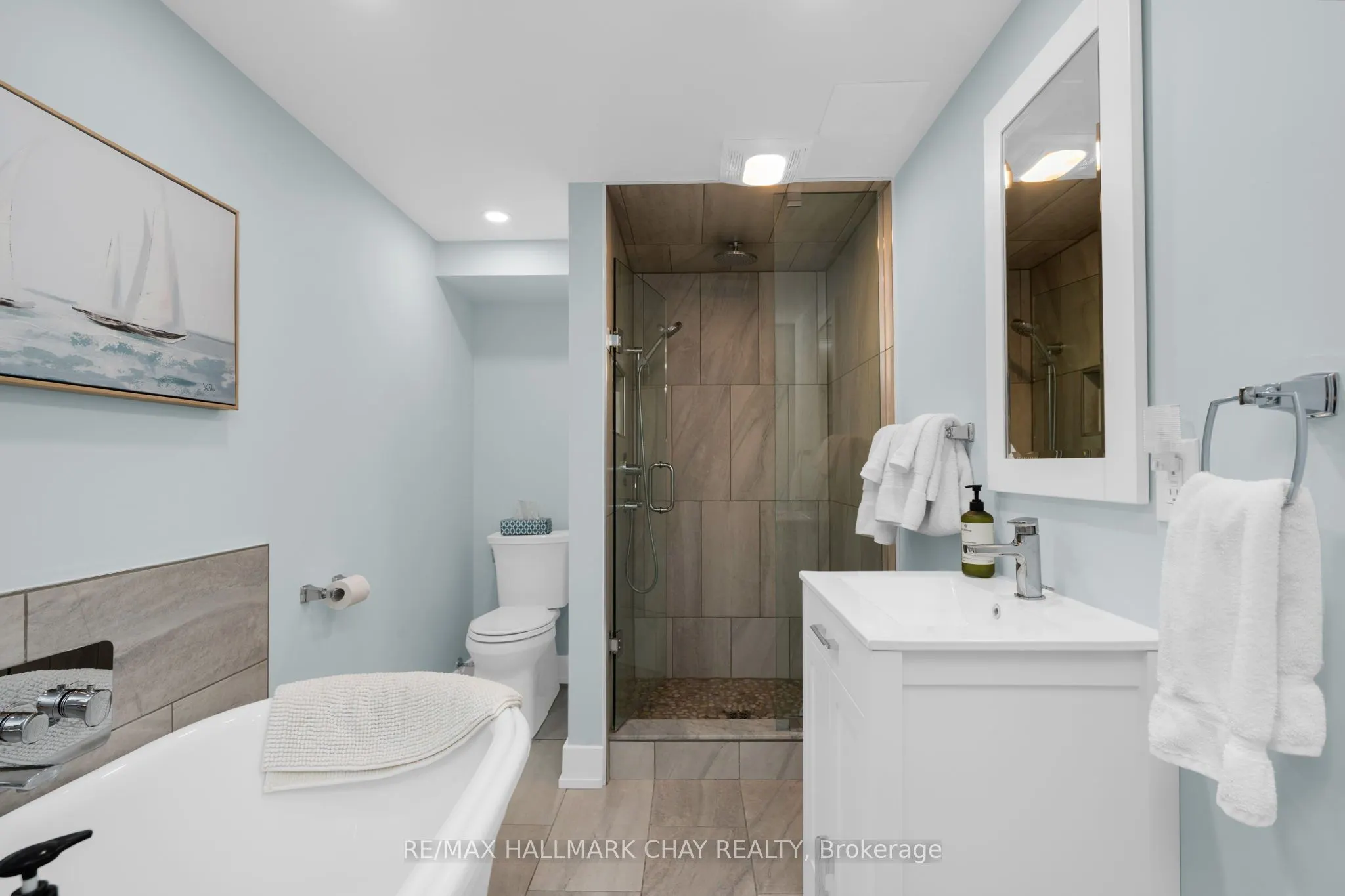 15 Bothwell Crescent