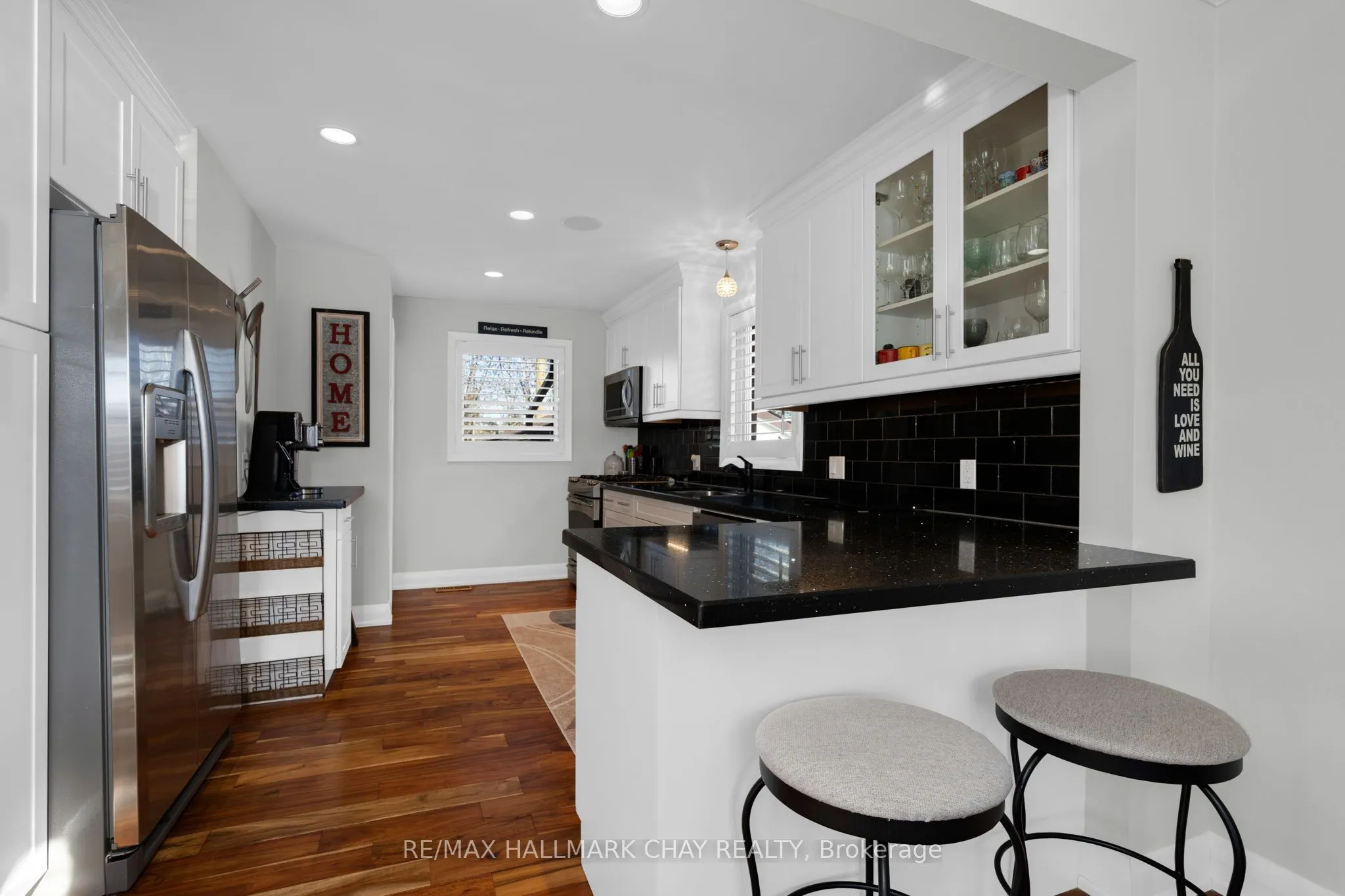 15 Bothwell Crescent