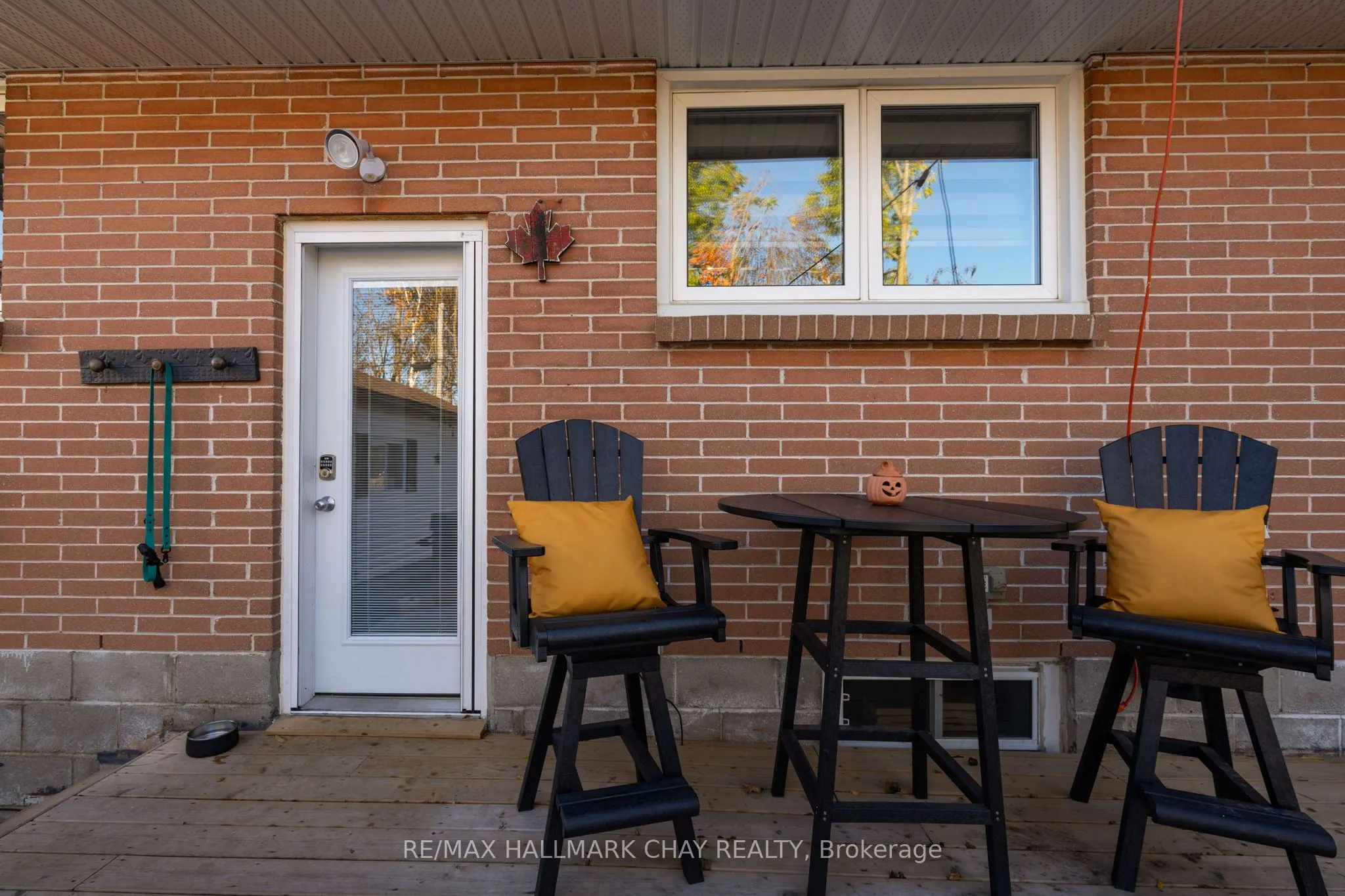 15 Bothwell Crescent