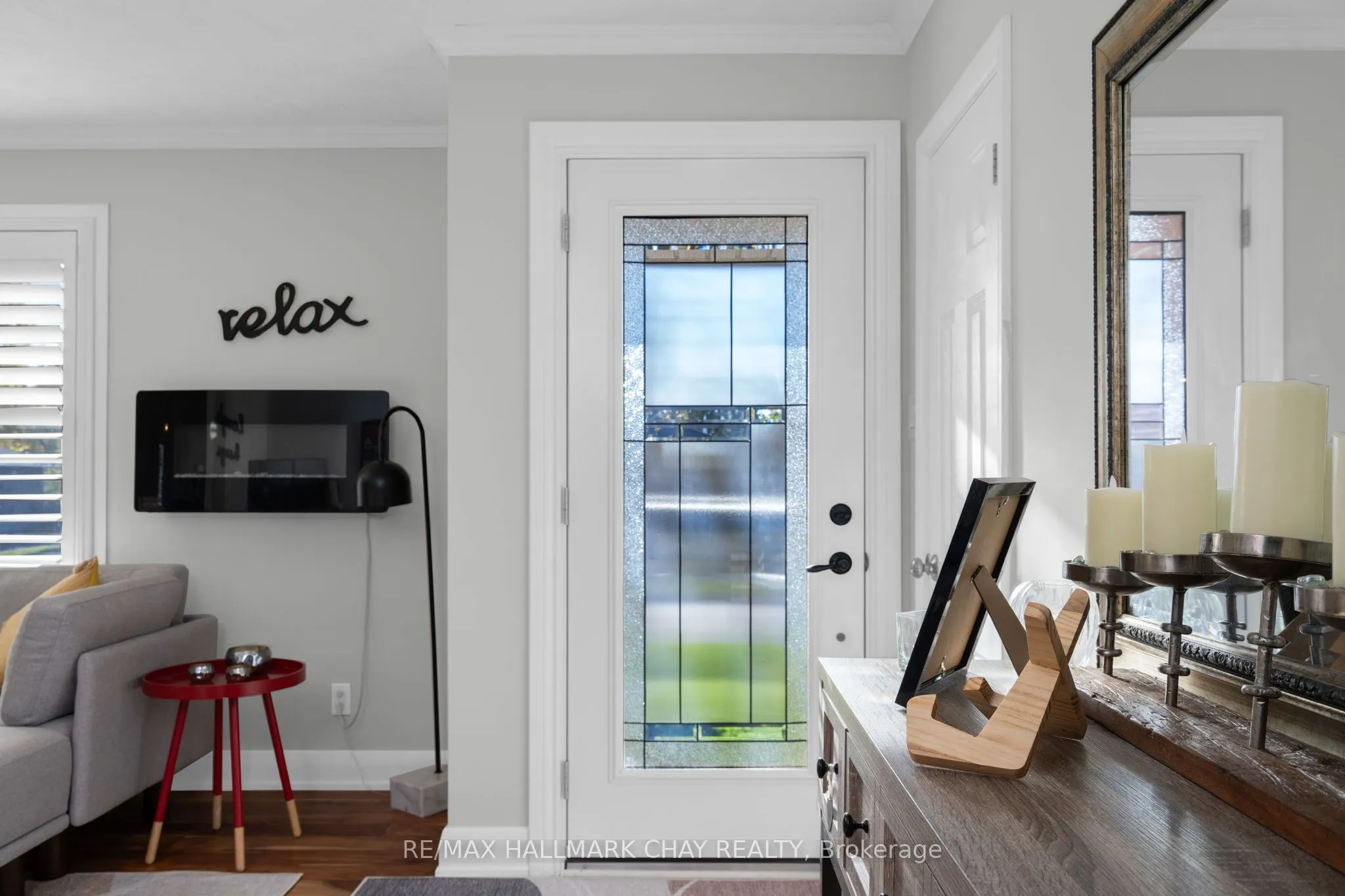 15 Bothwell Crescent