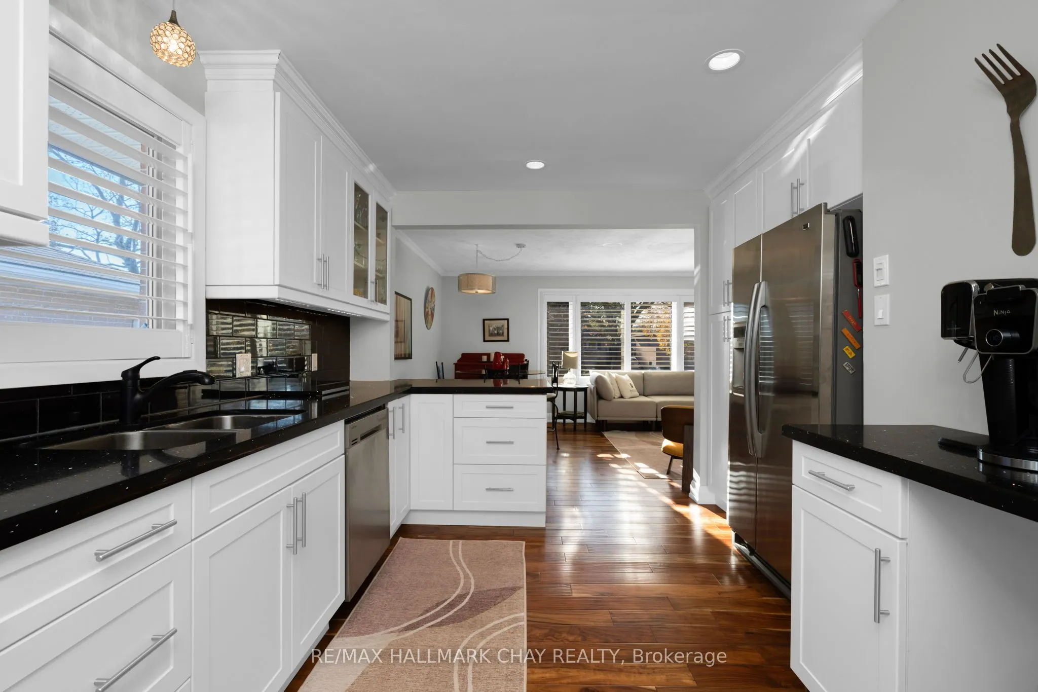 15 Bothwell Crescent