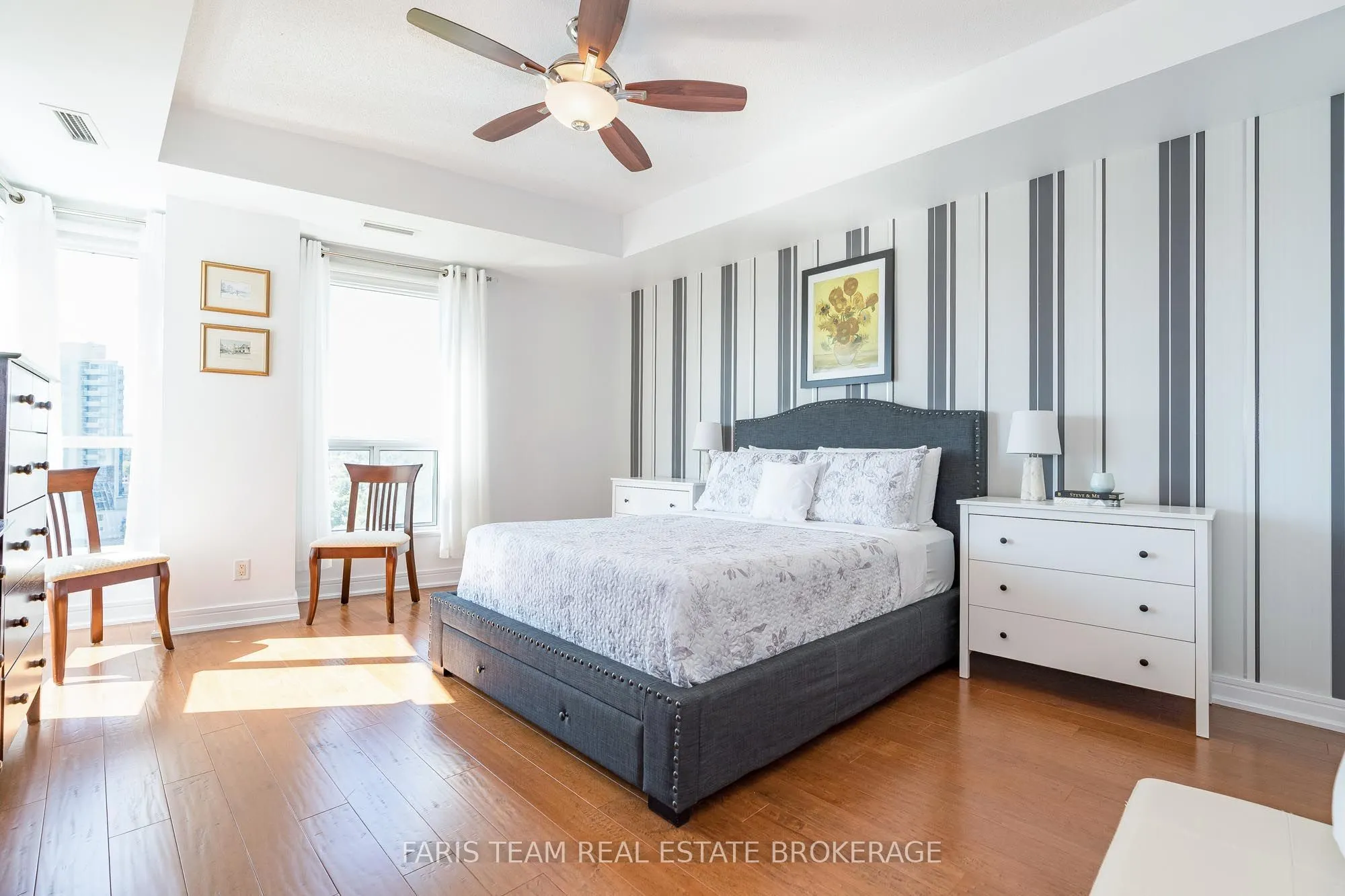 2 Toronto Street, #902