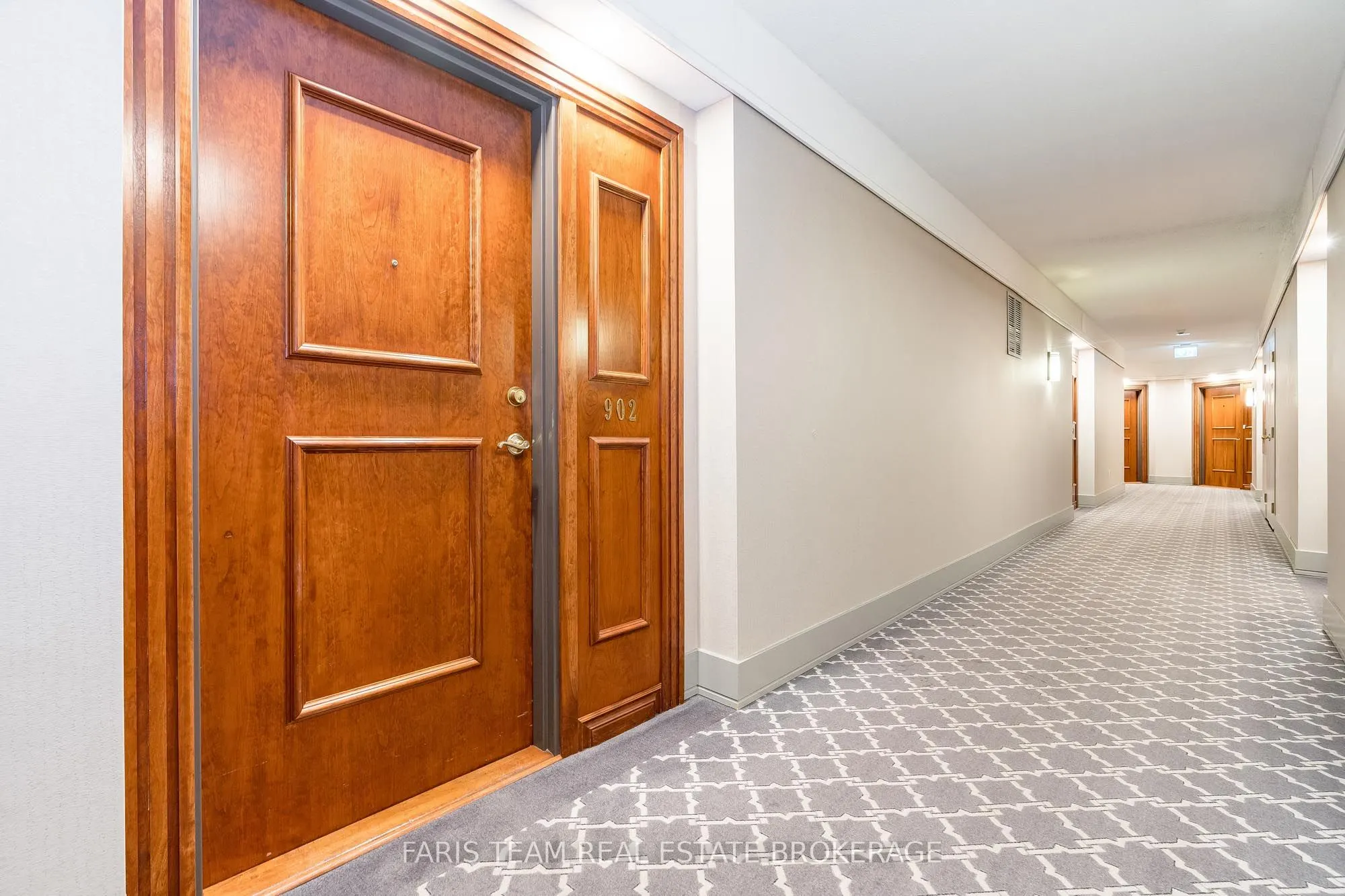 2 Toronto Street, #902