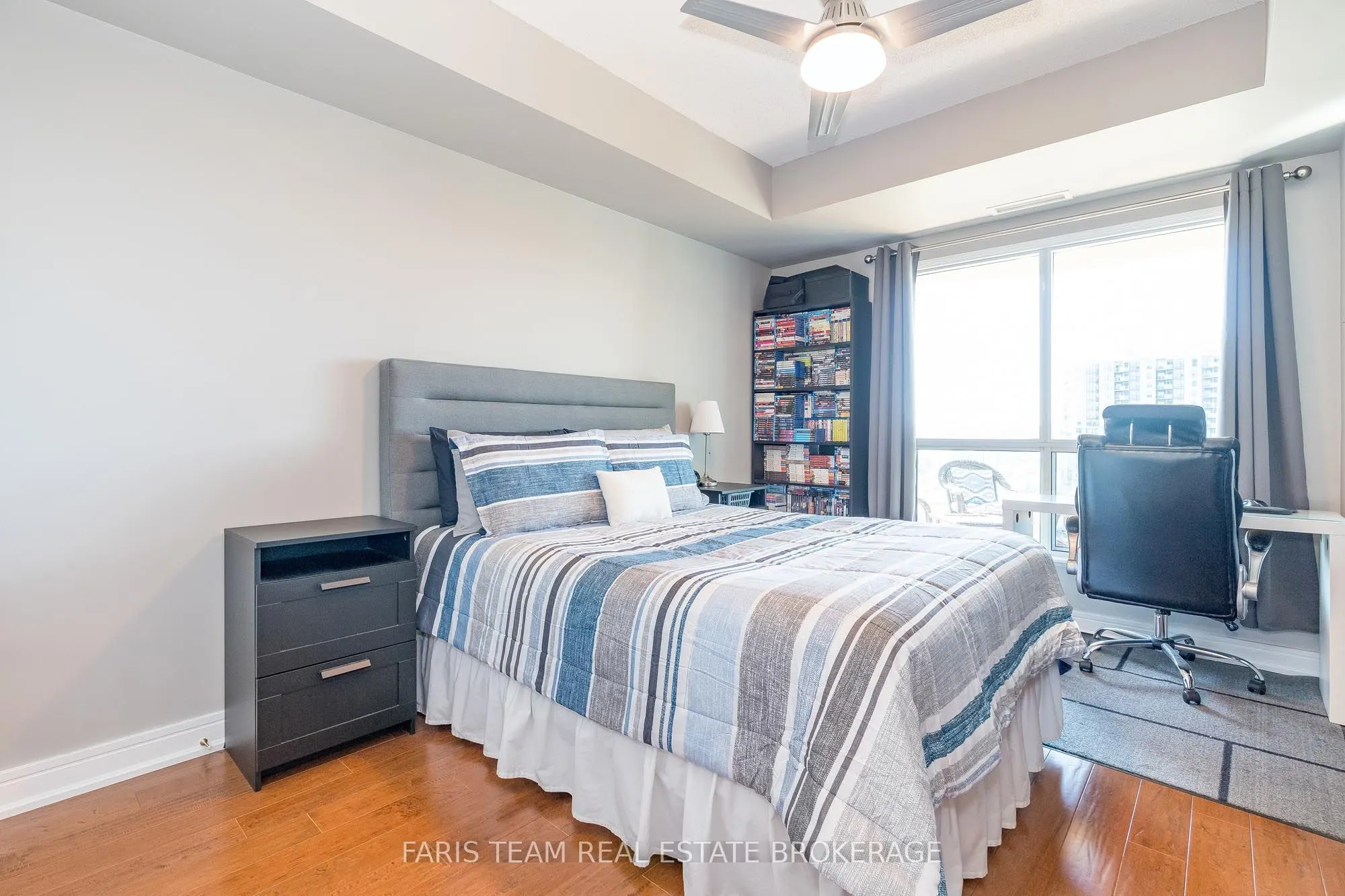 2 Toronto Street, #902