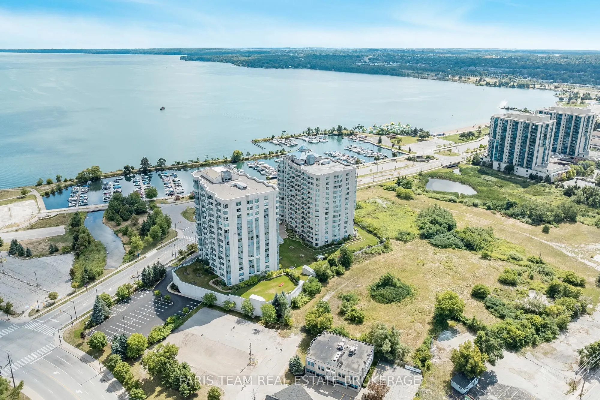 2 Toronto Street, #902