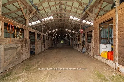 1398 Old Second Road N