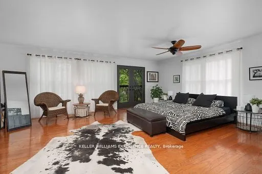 1398 Old Second Road N