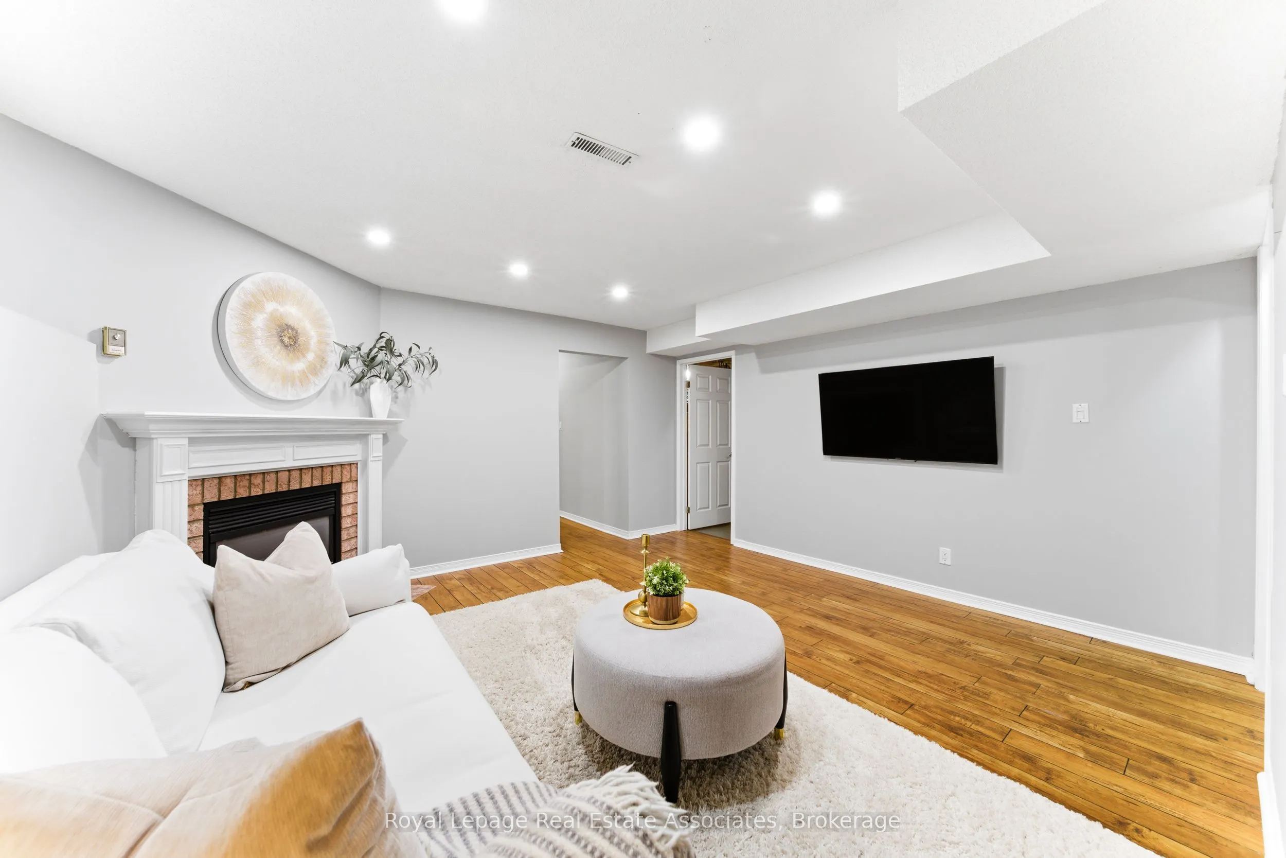 118 Copeman Crescent