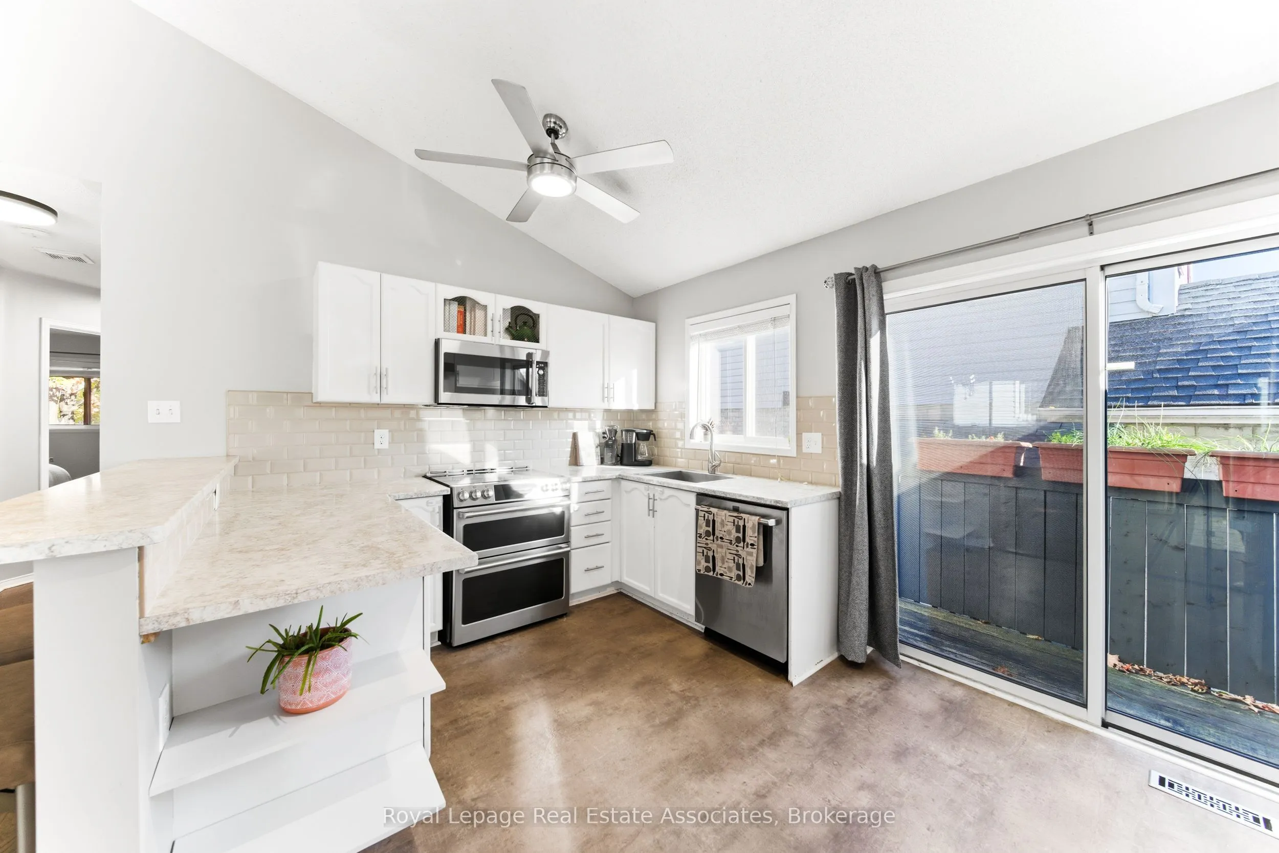 118 Copeman Crescent