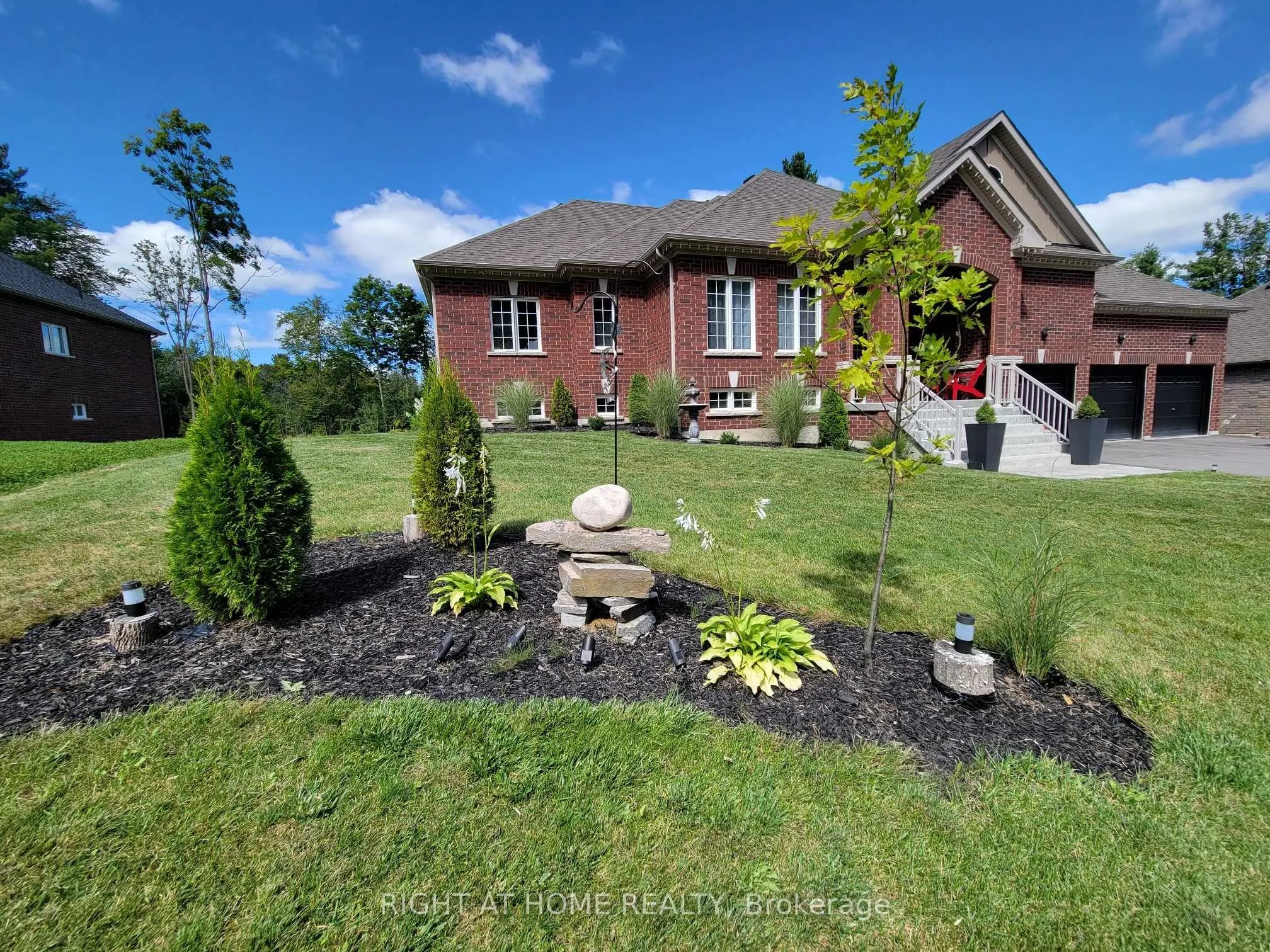 84 Diamond Valley Drive