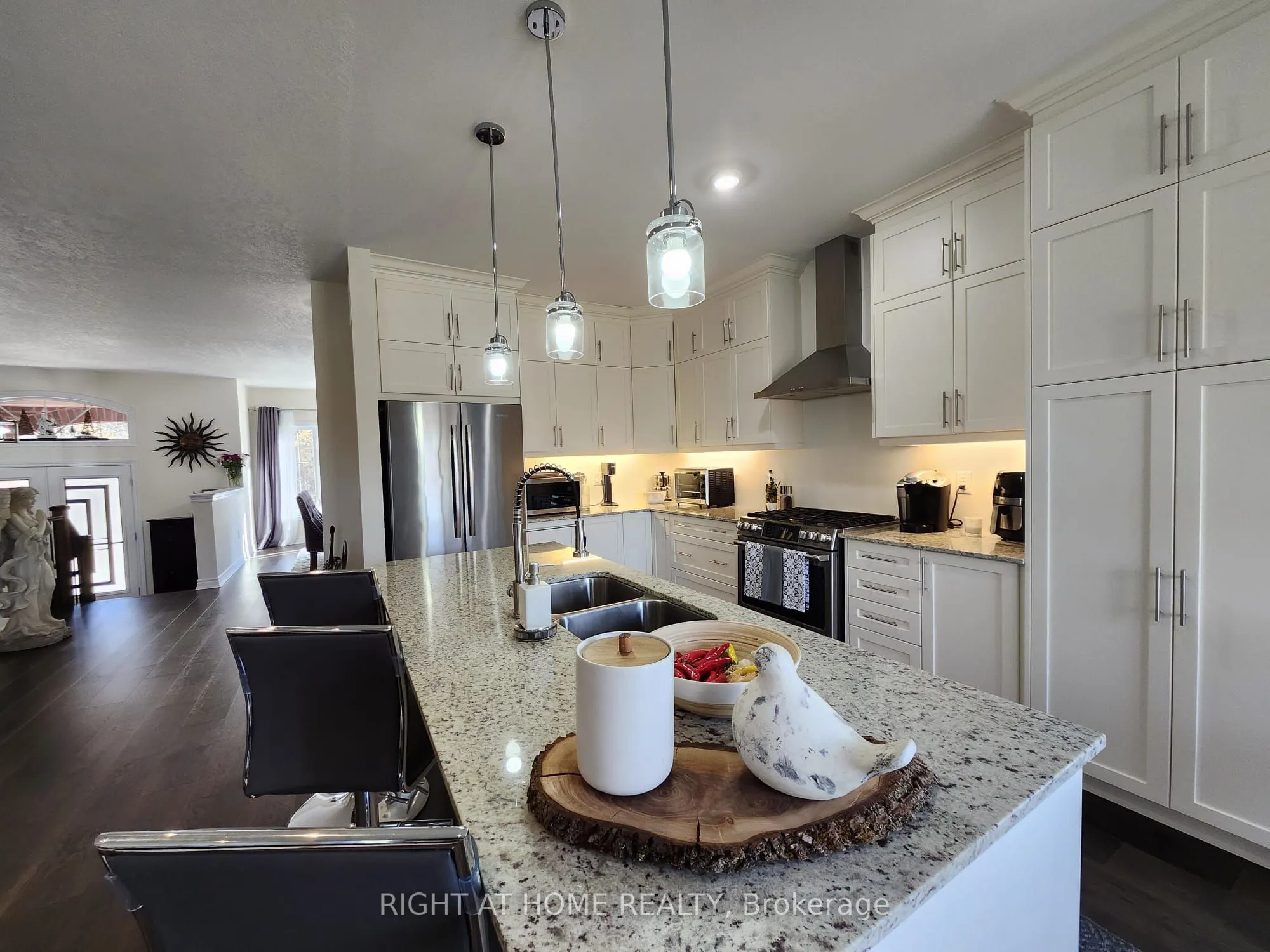 84 Diamond Valley Drive