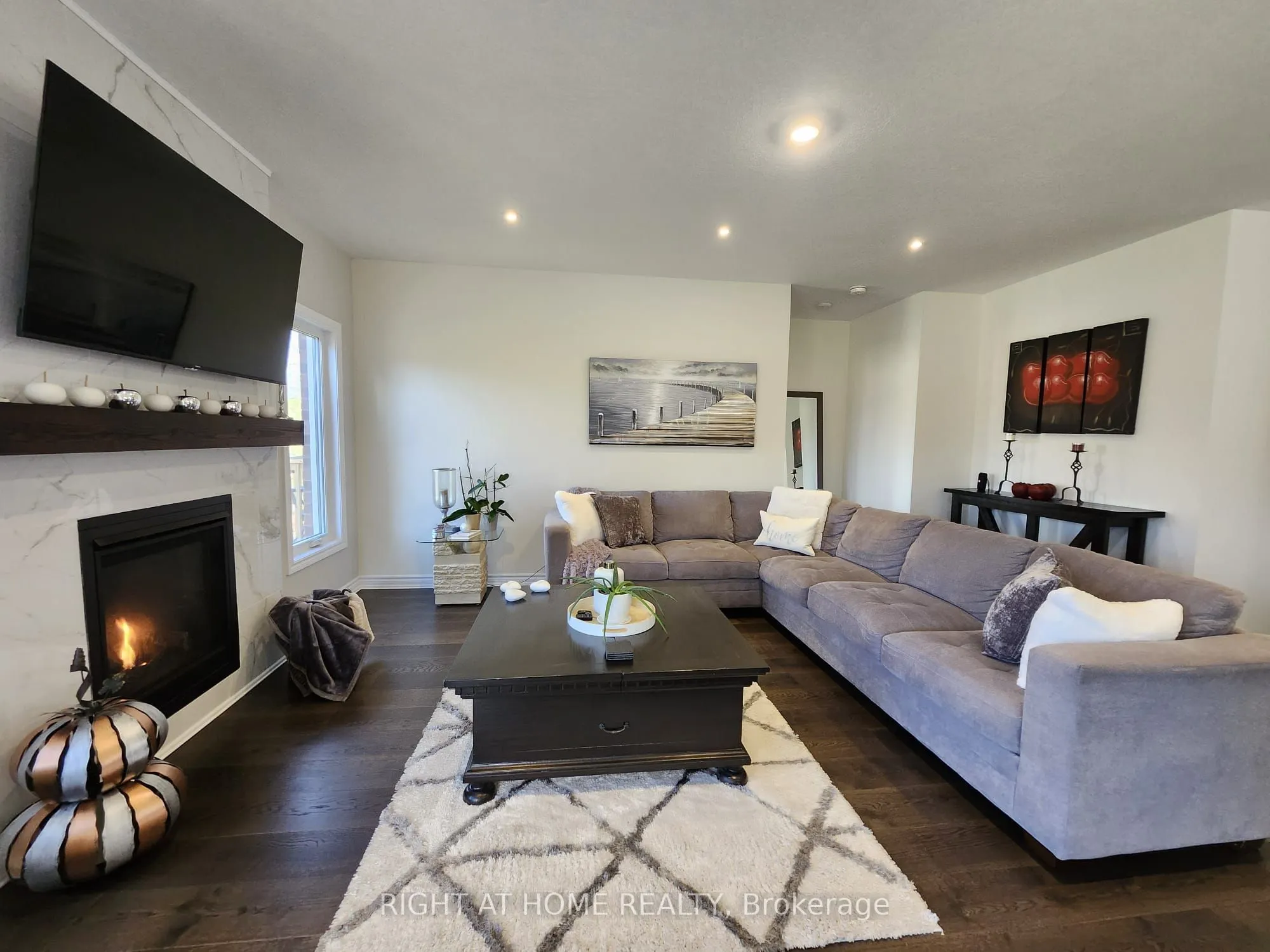 84 Diamond Valley Drive