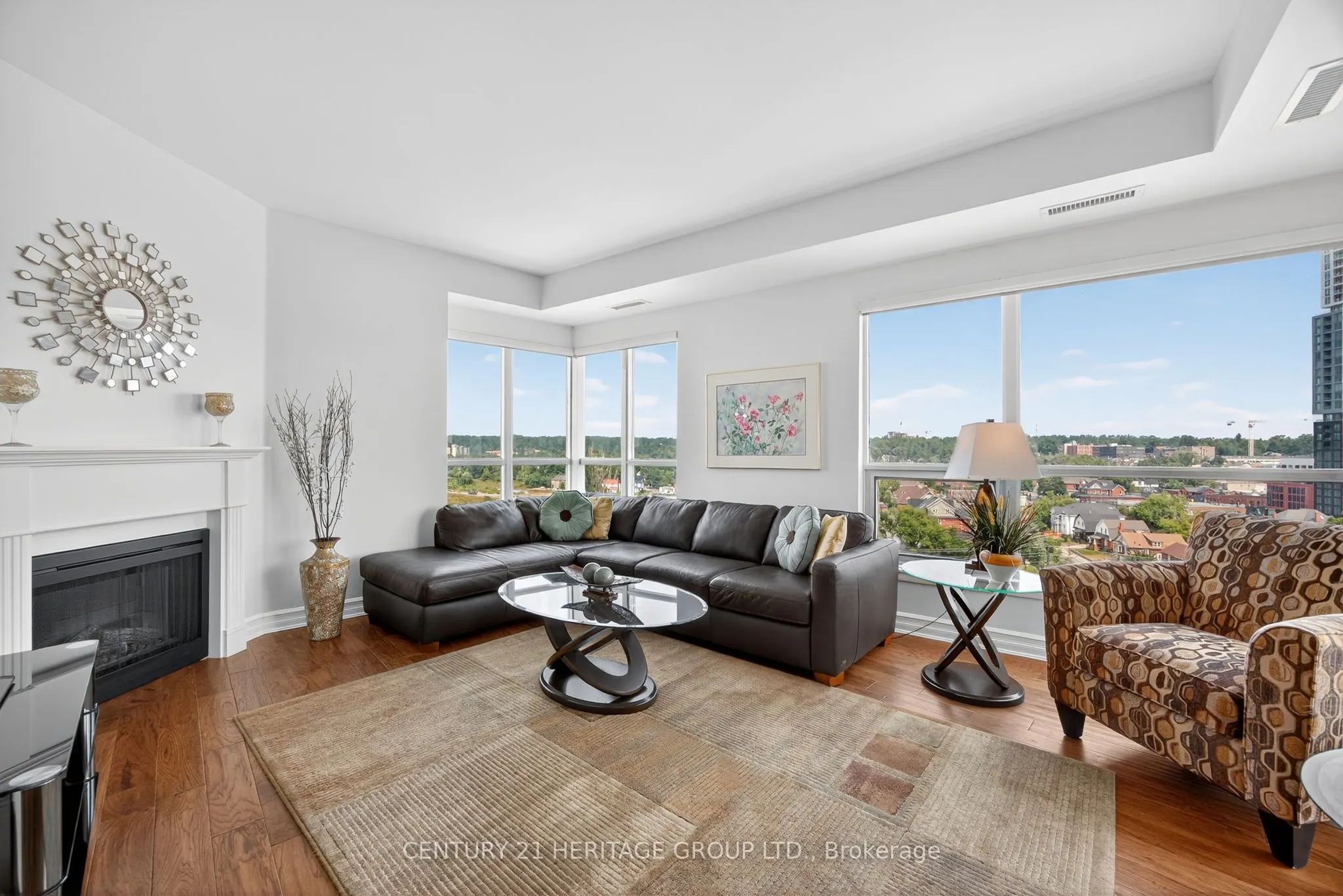 6 Toronto Street, #1008