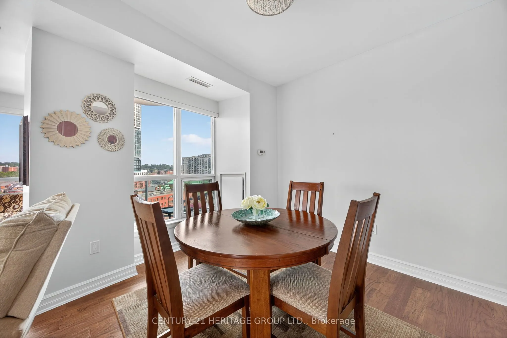 6 Toronto Street, #1008