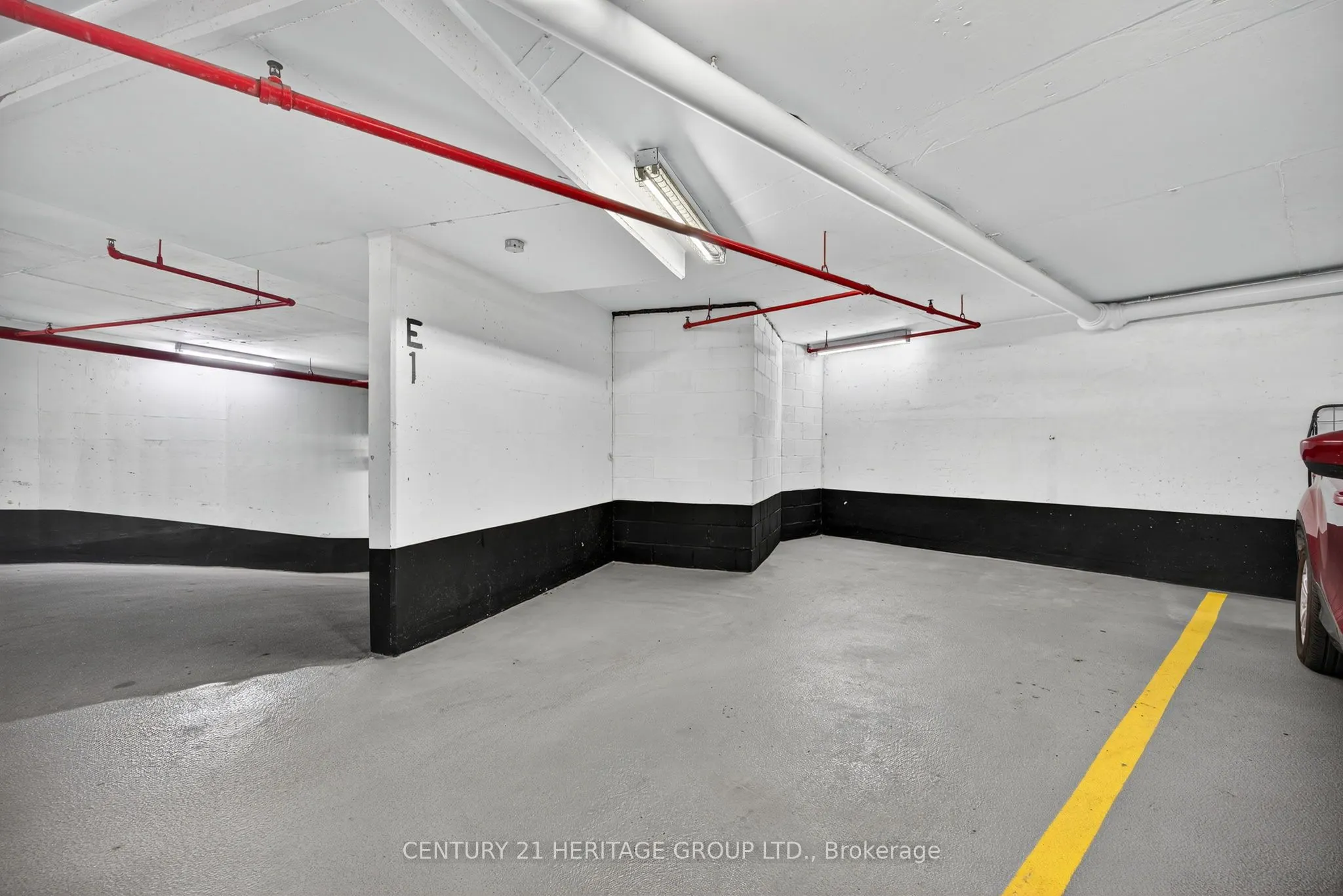 6 Toronto Street, #1008