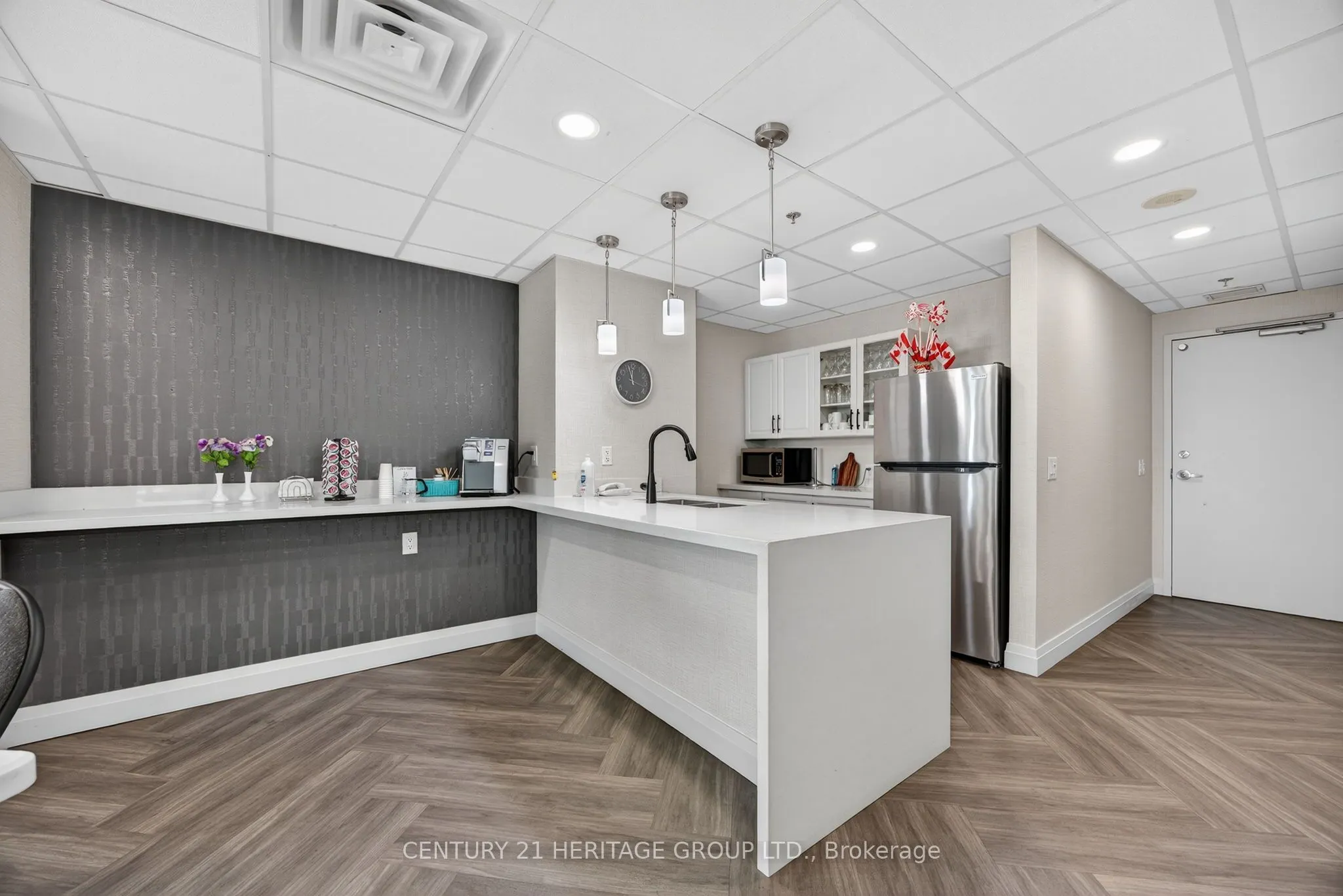 6 Toronto Street, #1008