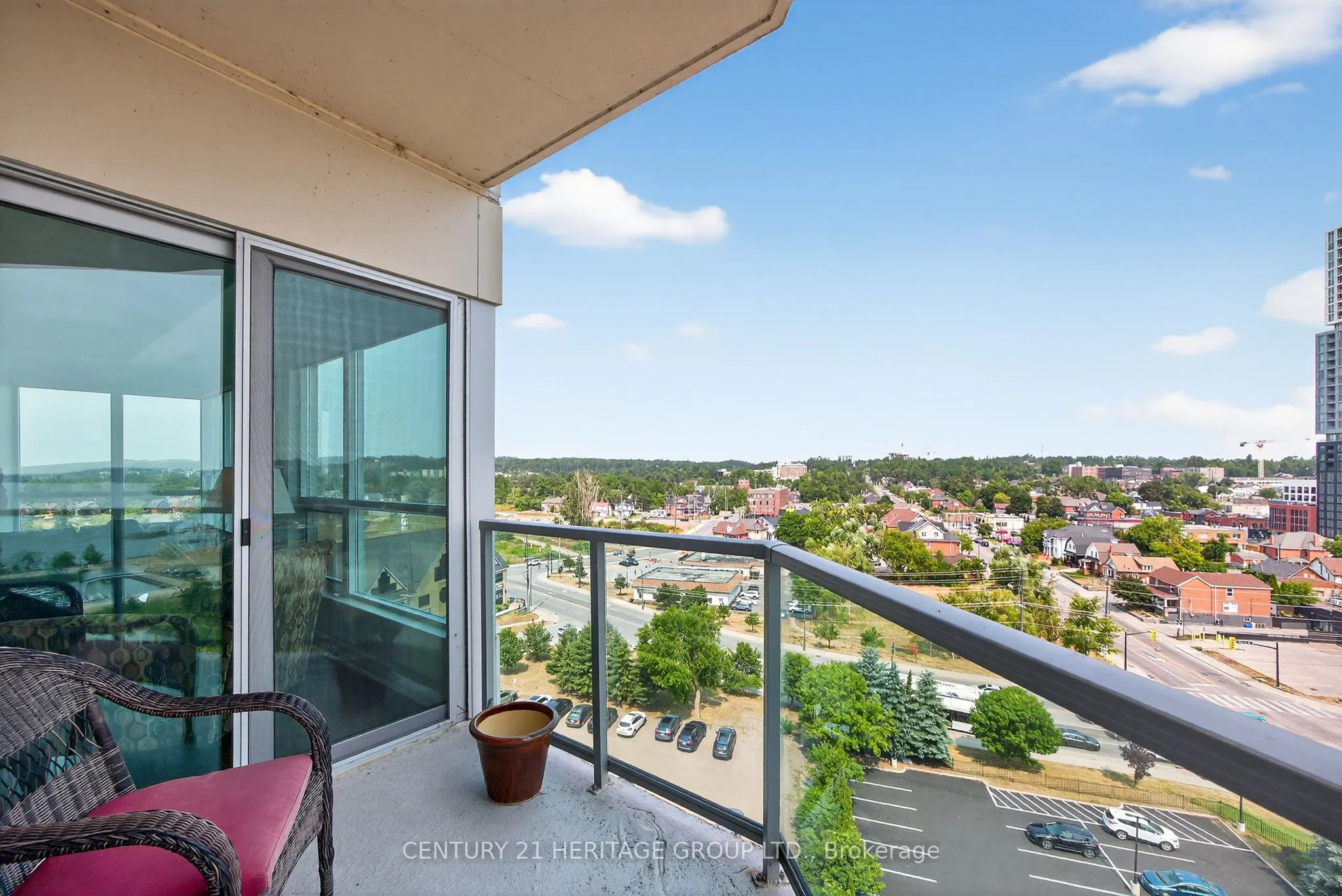 6 Toronto Street, #1008