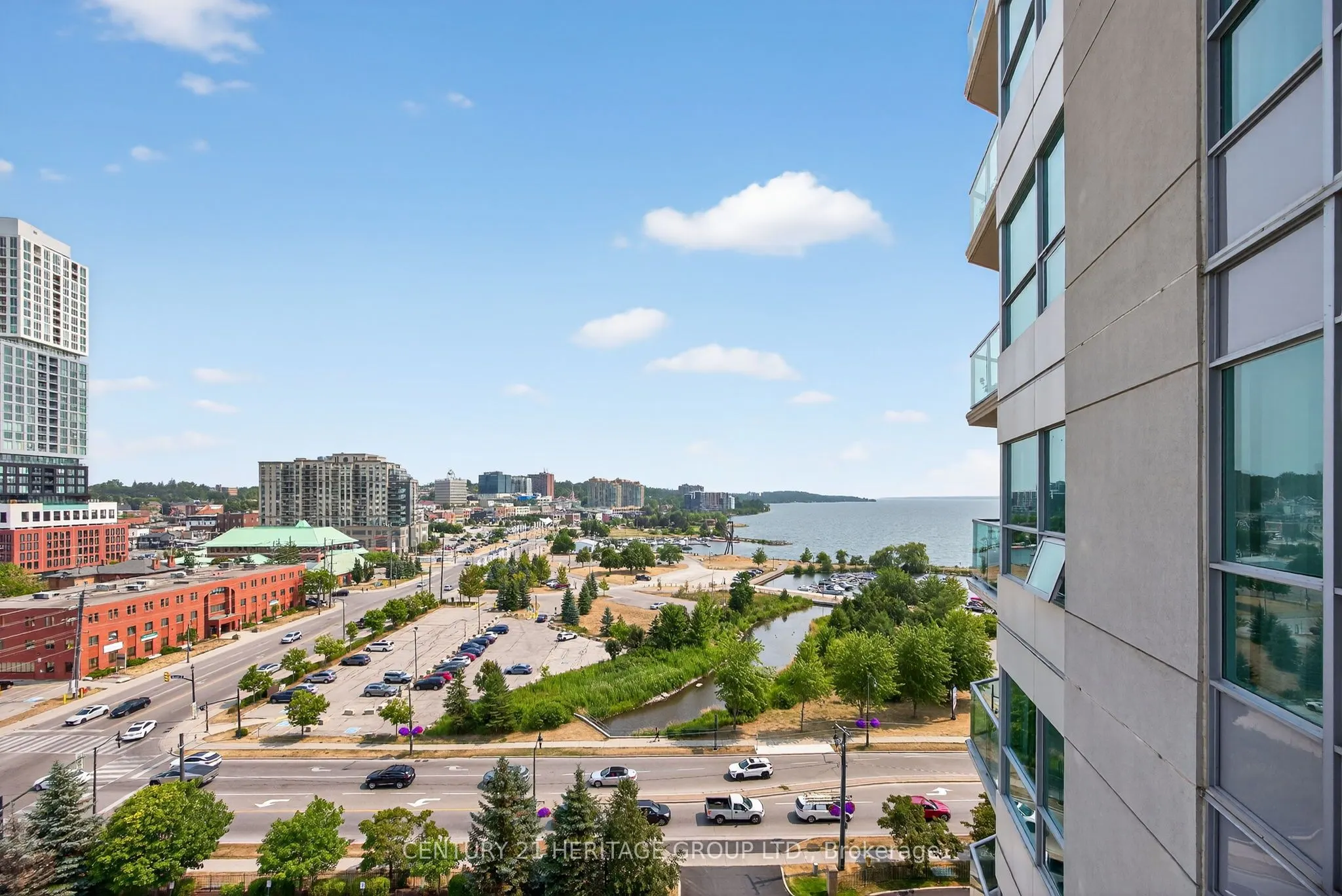 6 Toronto Street, #1008