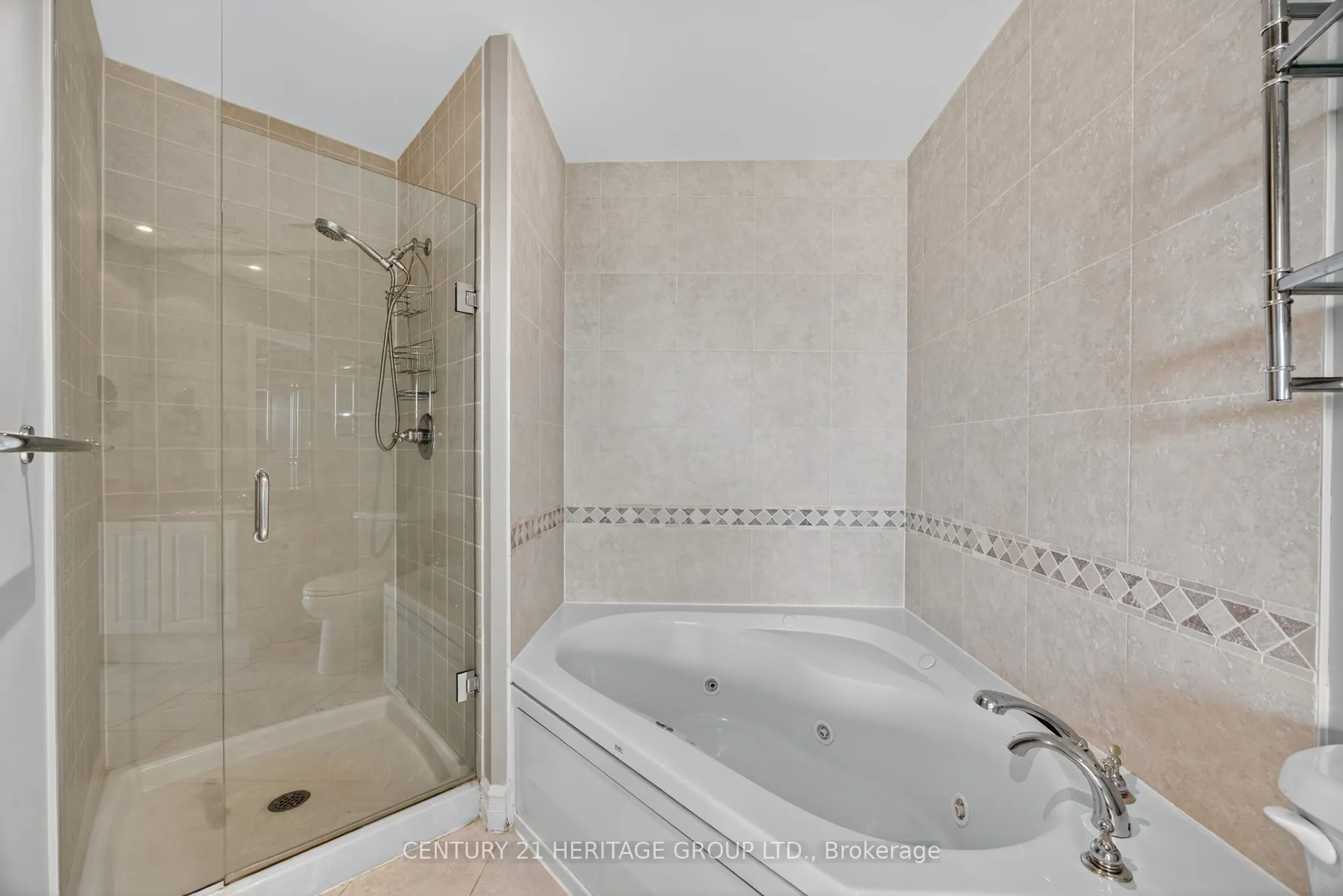 6 Toronto Street, #1008