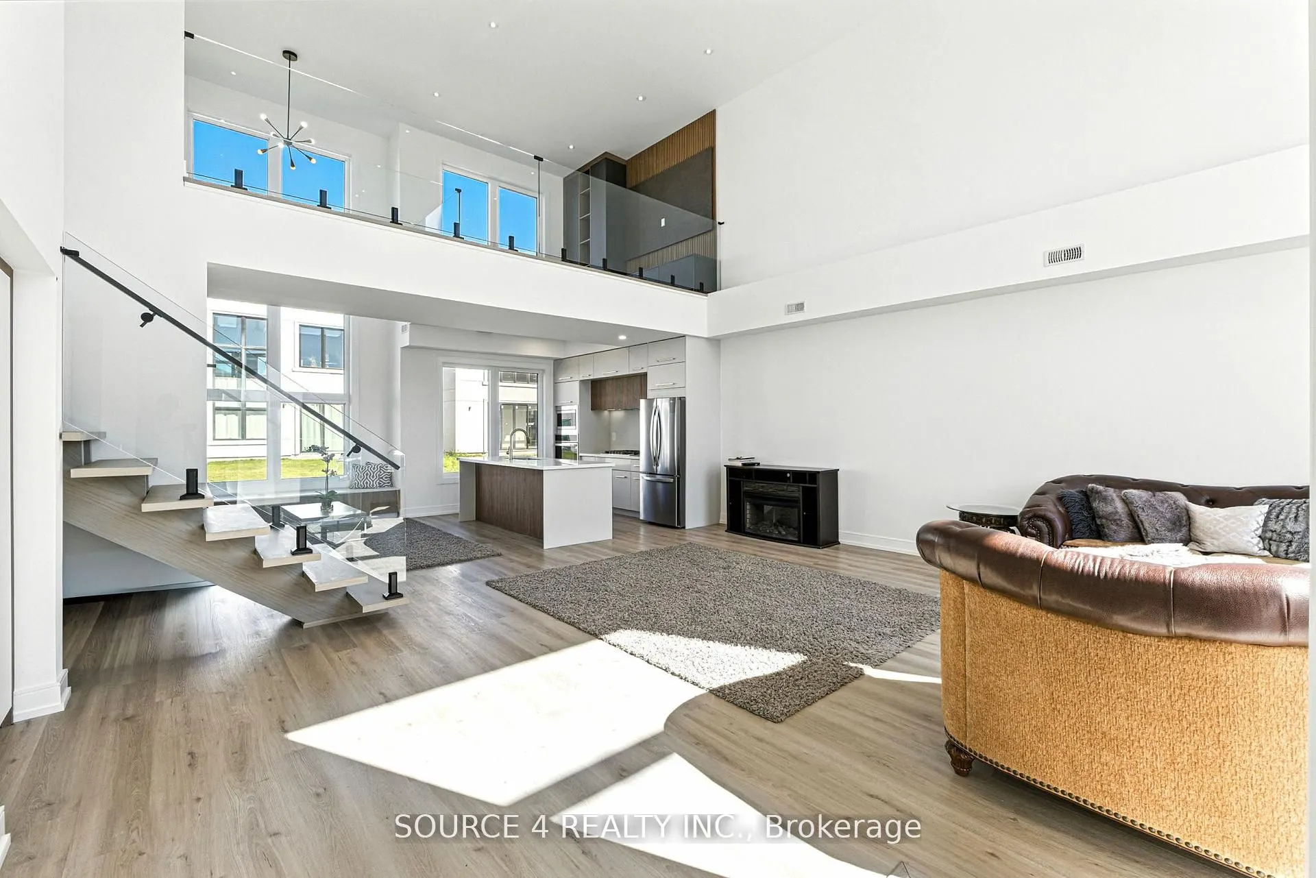 3781 Sunbank Crescent