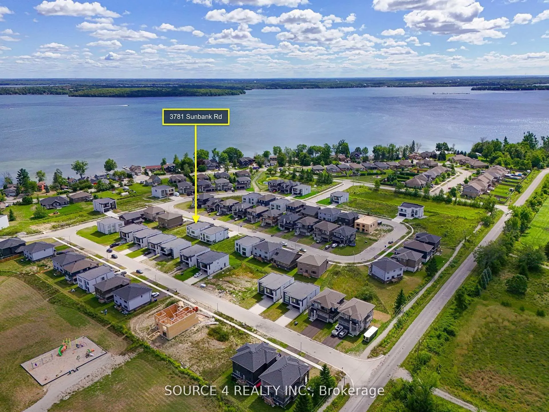 3781 Sunbank Crescent