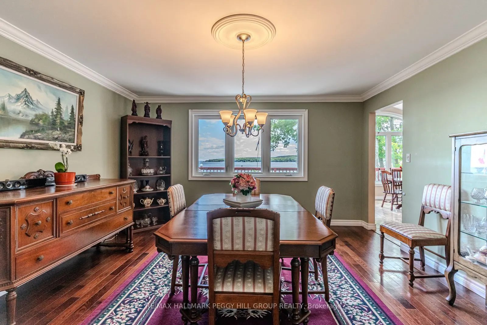 383 Peek-A-Boo Trail