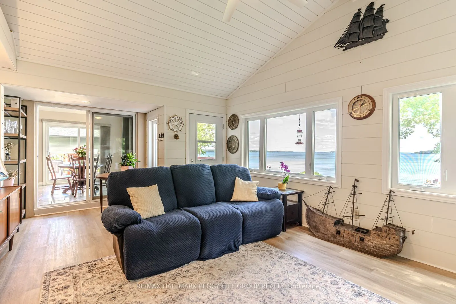 383 Peek-A-Boo Trail