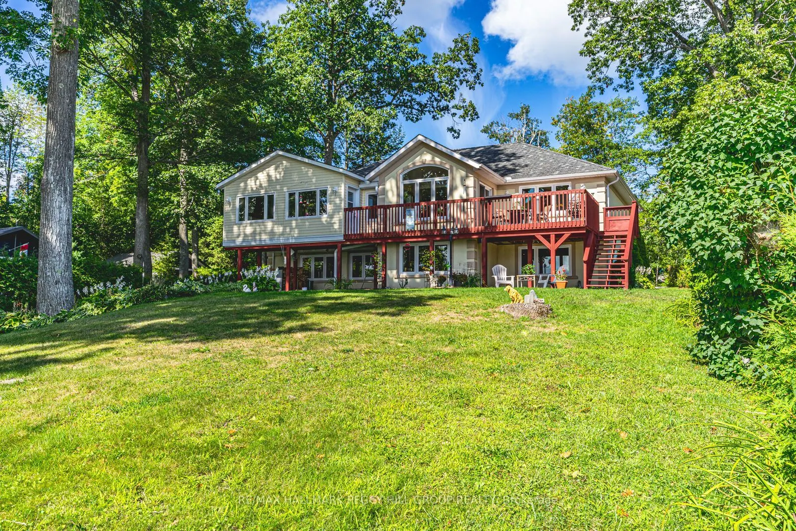 383 Peek-A-Boo Trail