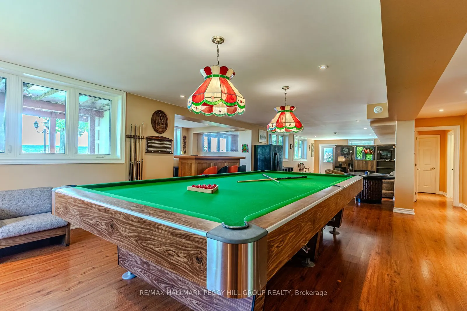 383 Peek-A-Boo Trail