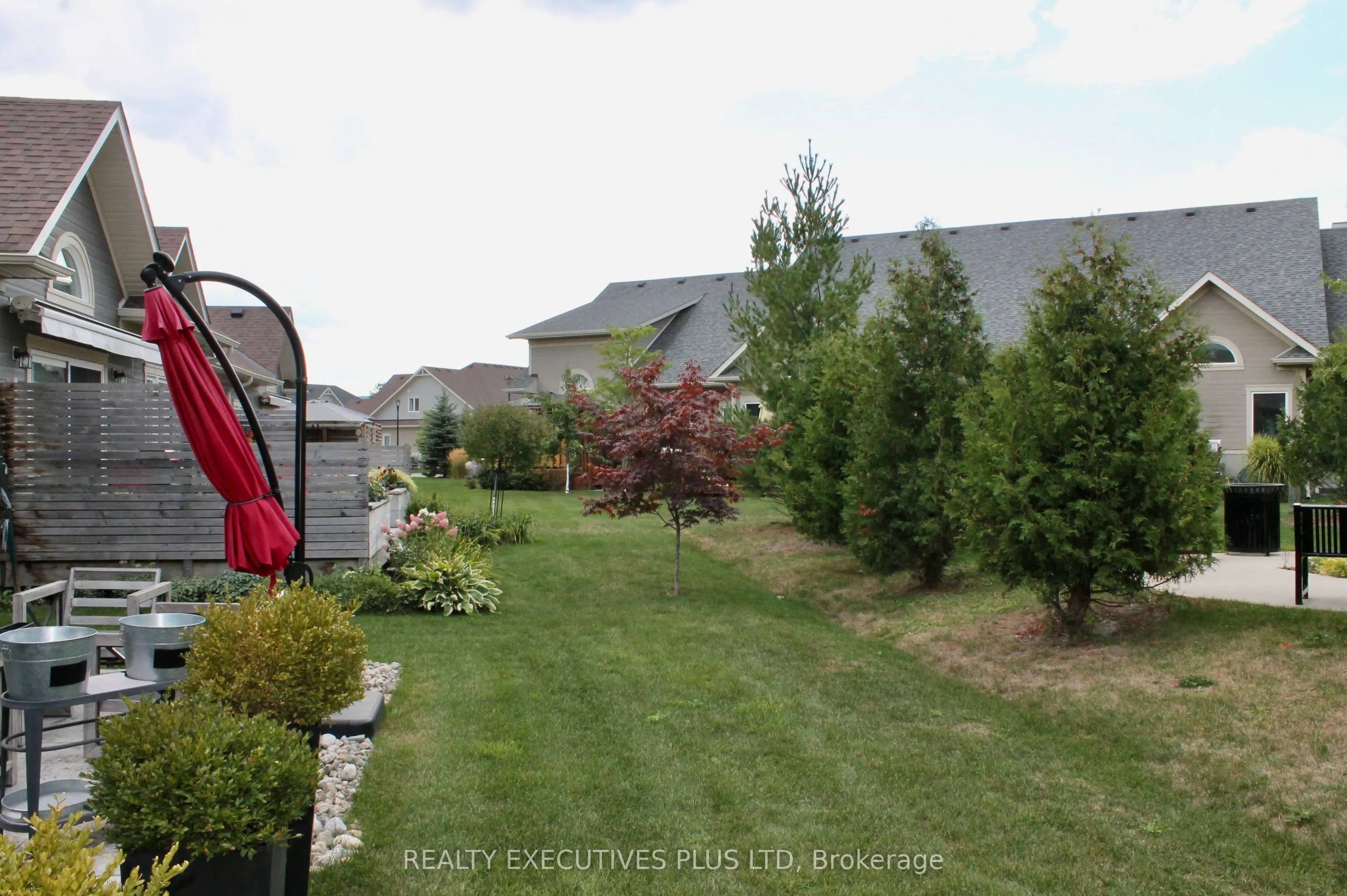 77 Kari Crescent, #32