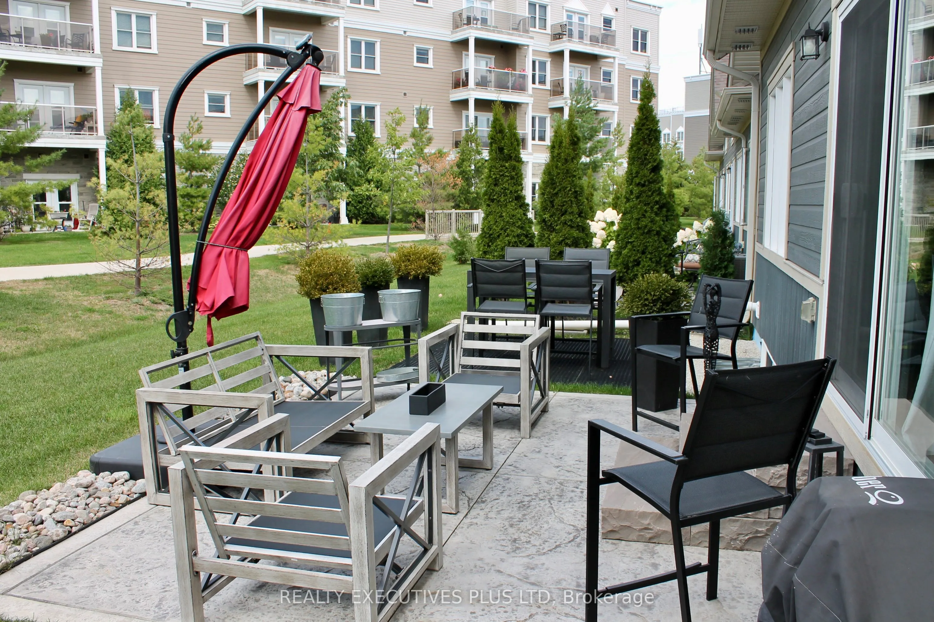 77 Kari Crescent, #32