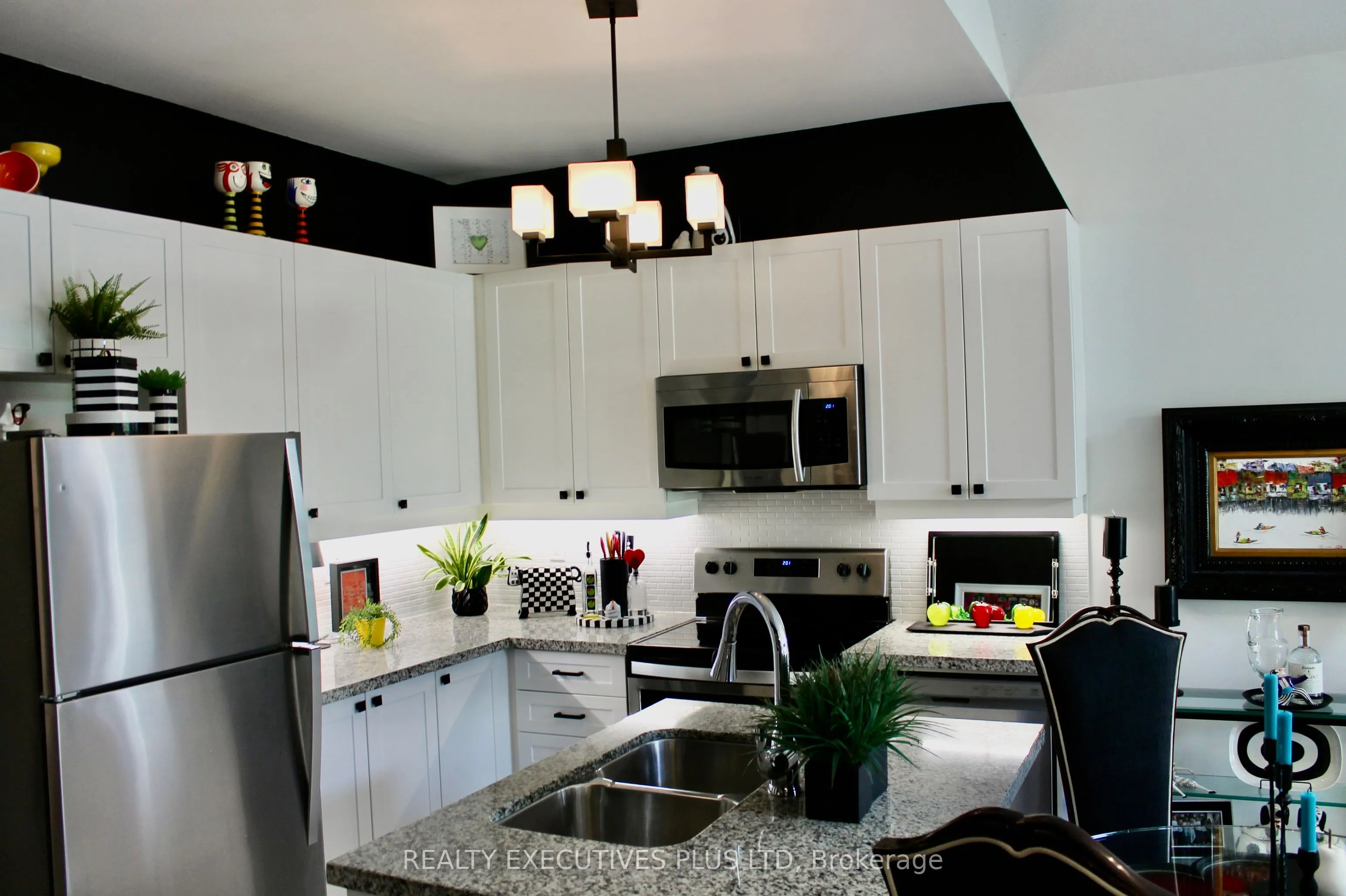 77 Kari Crescent, #32