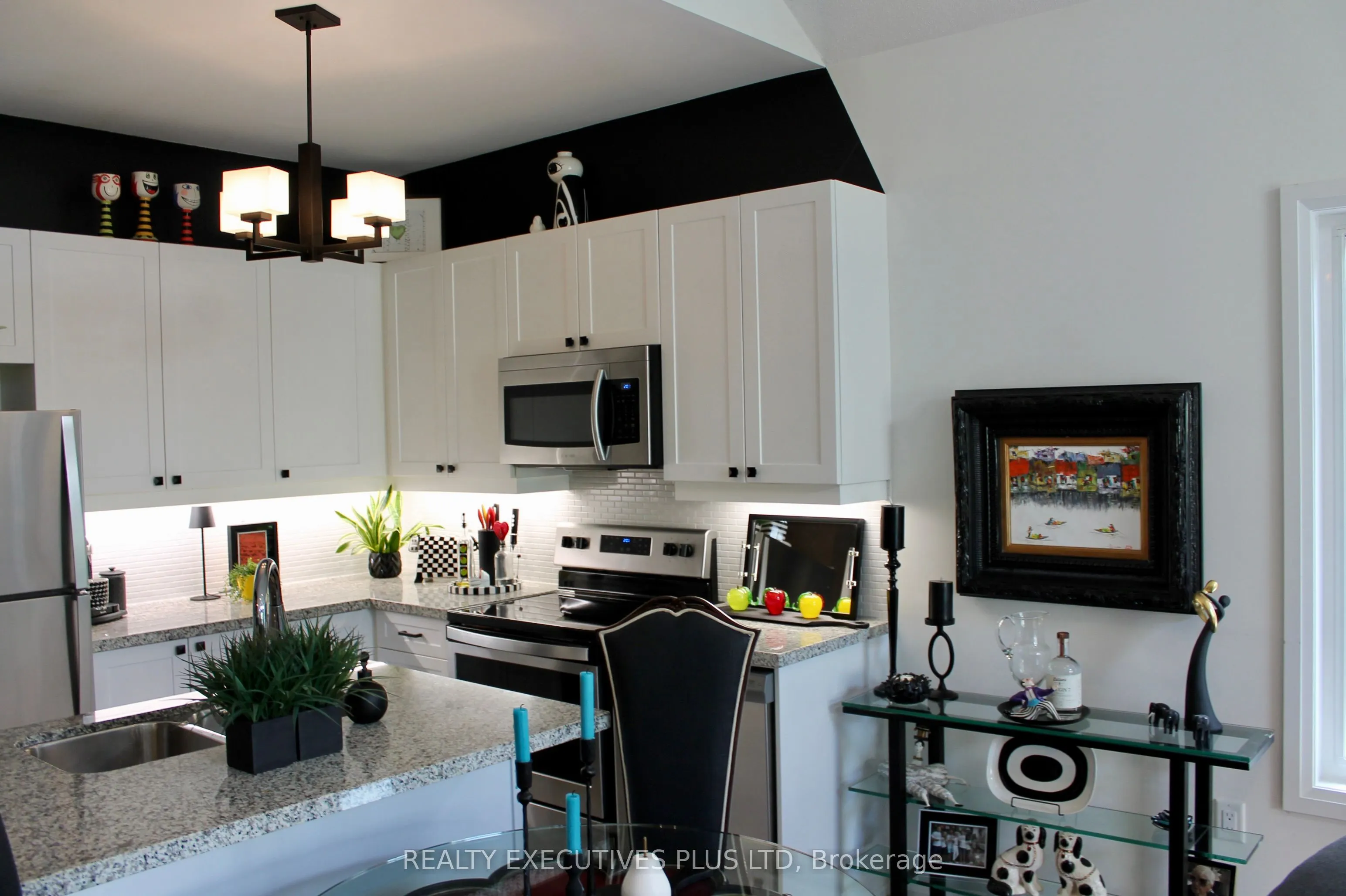 77 Kari Crescent, #32