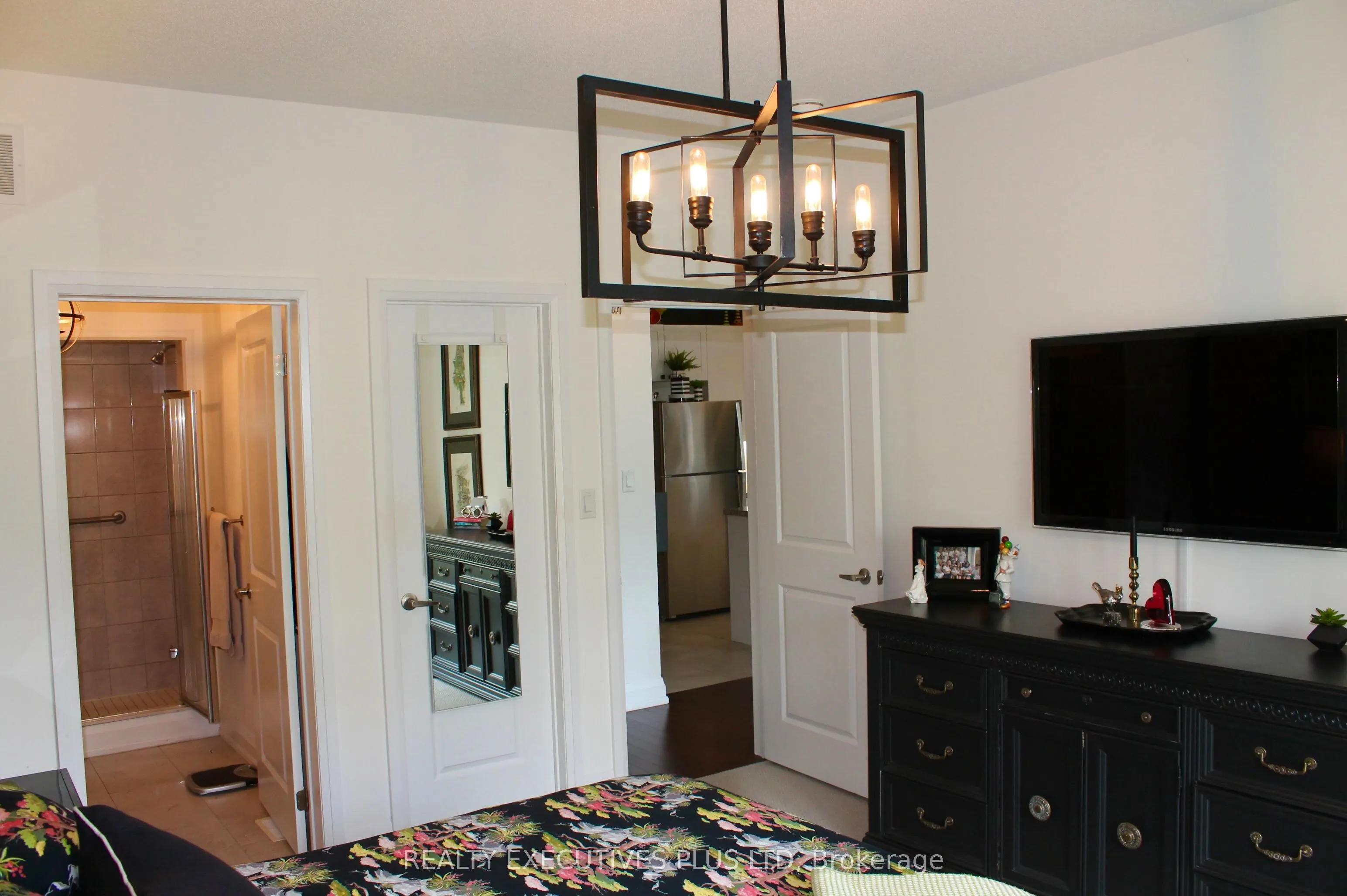 77 Kari Crescent, #32