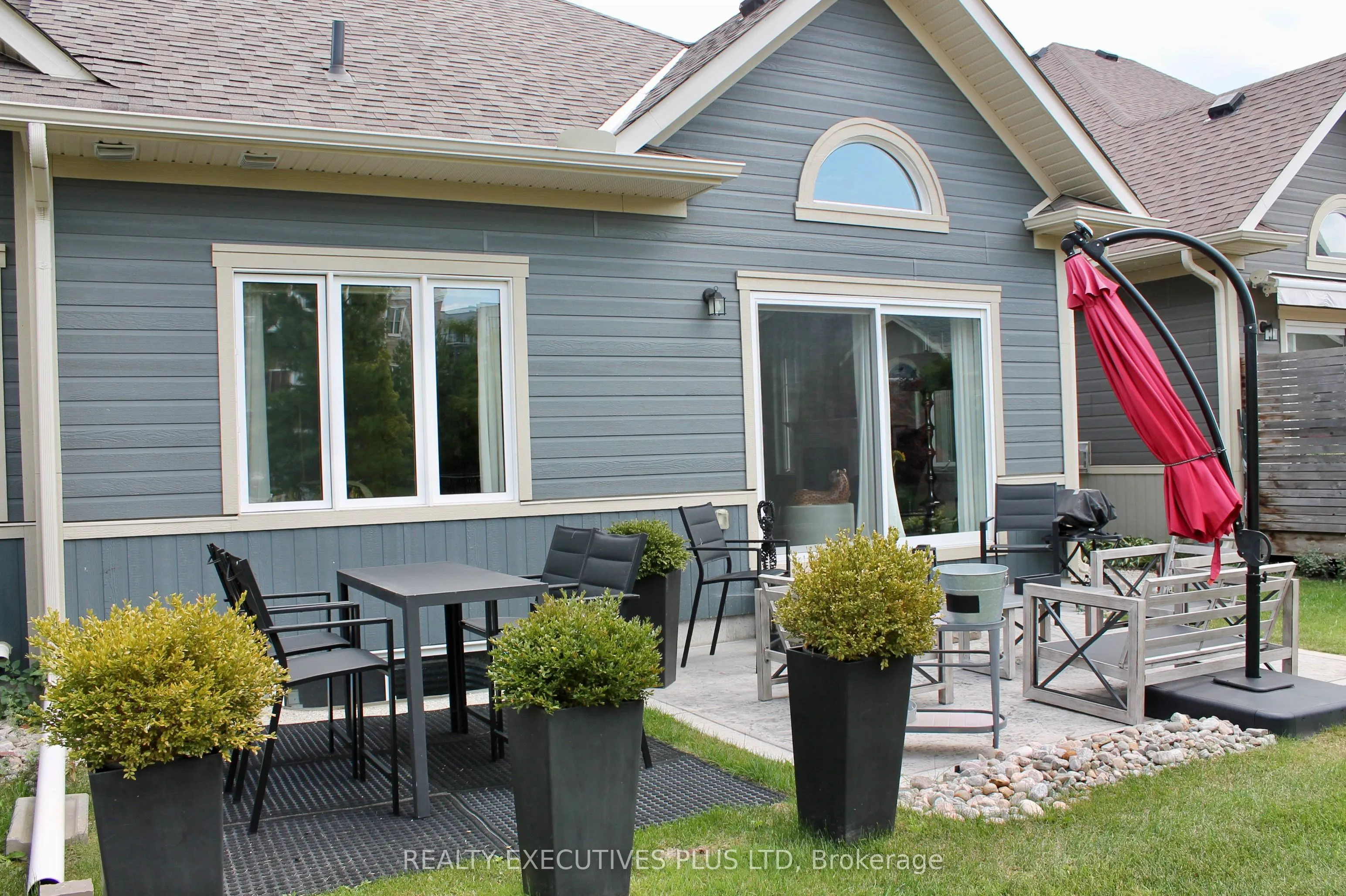 77 Kari Crescent, #32